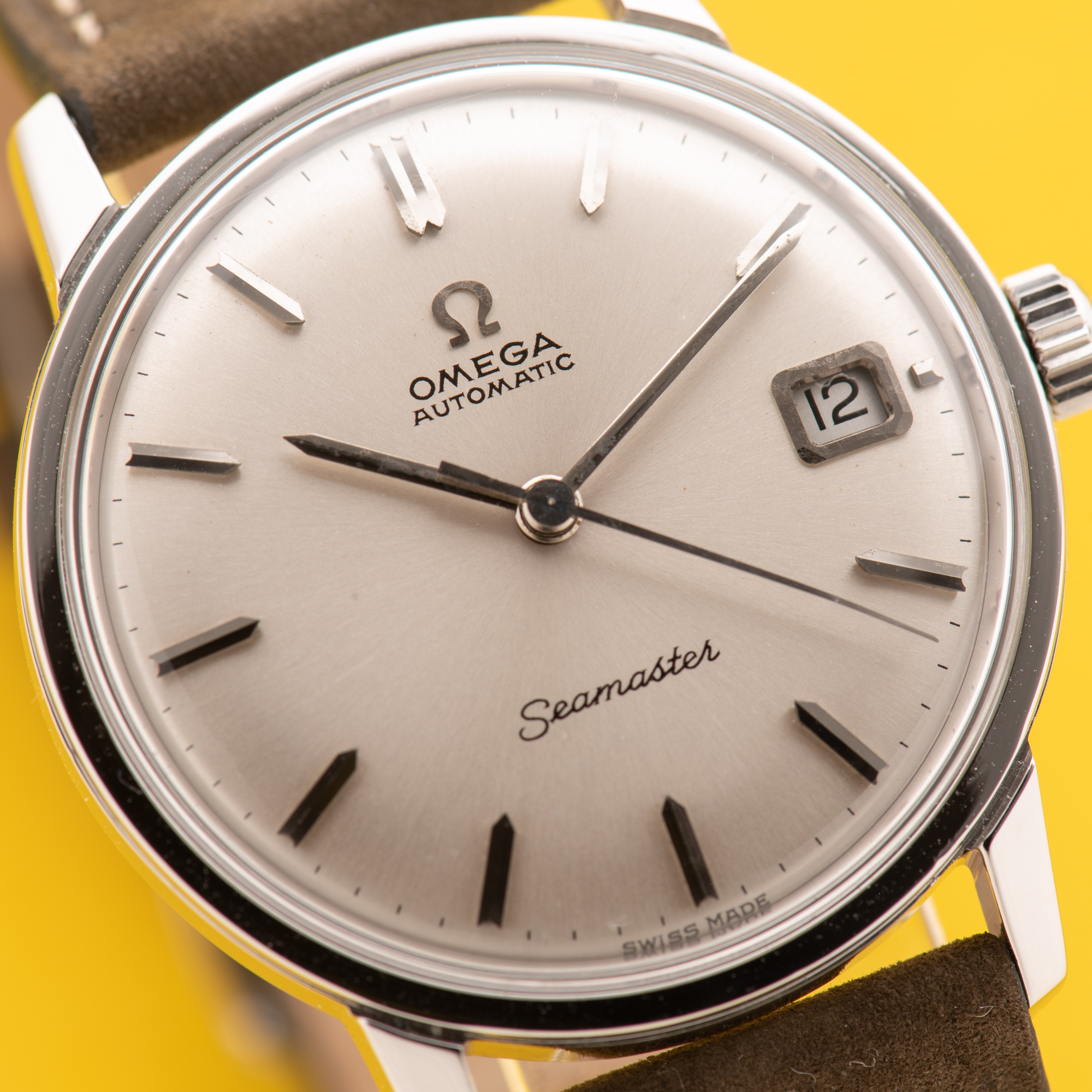 Vue de Omega Seamaster Automatic Date from 1965 Réf 166.002
