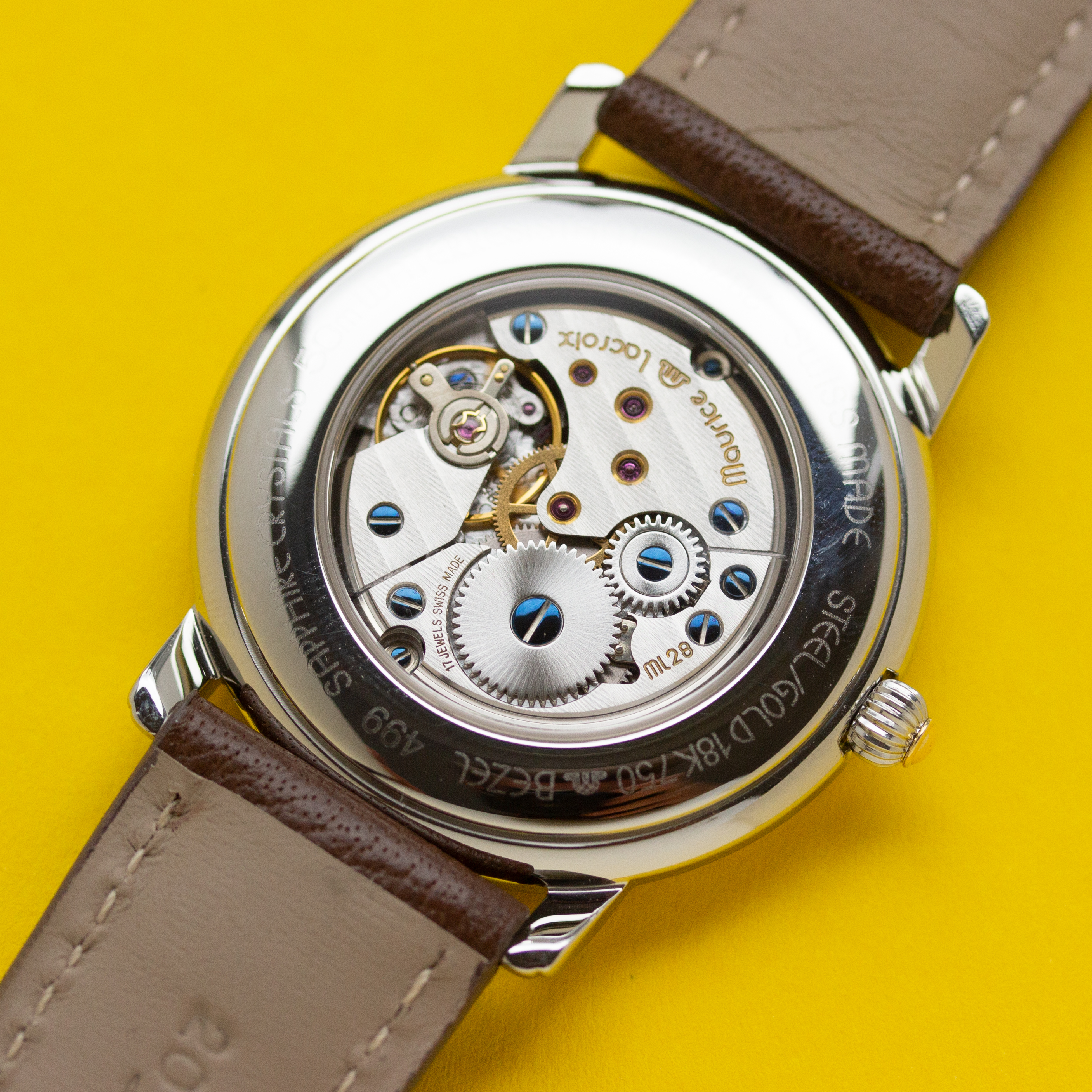 Vue de Maurice Lacroix Heure Sautante Jump Heure 18K/Acier Réf 28762