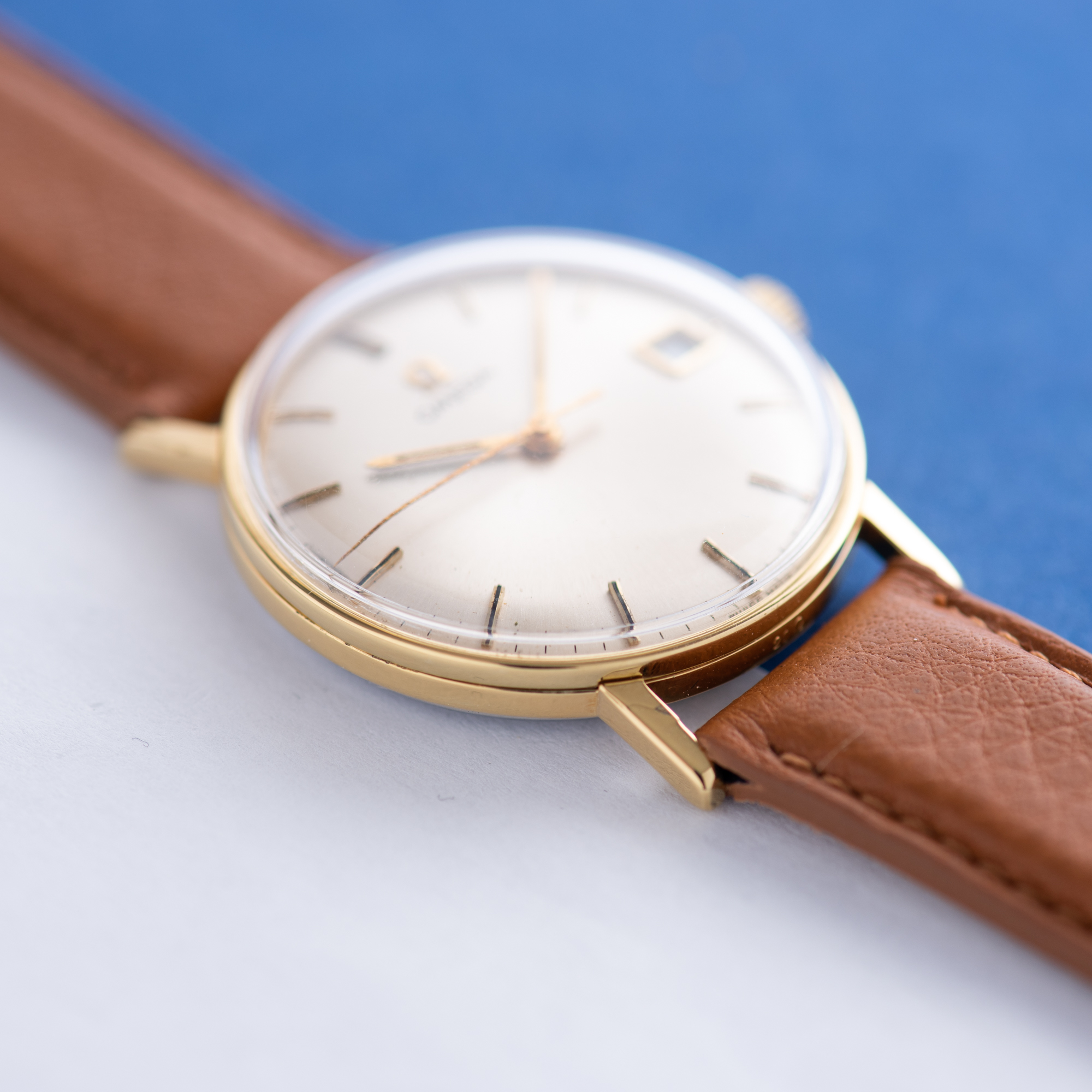 Vue de Omega Dress Centre Seconds Cal 611 Réf 132.004