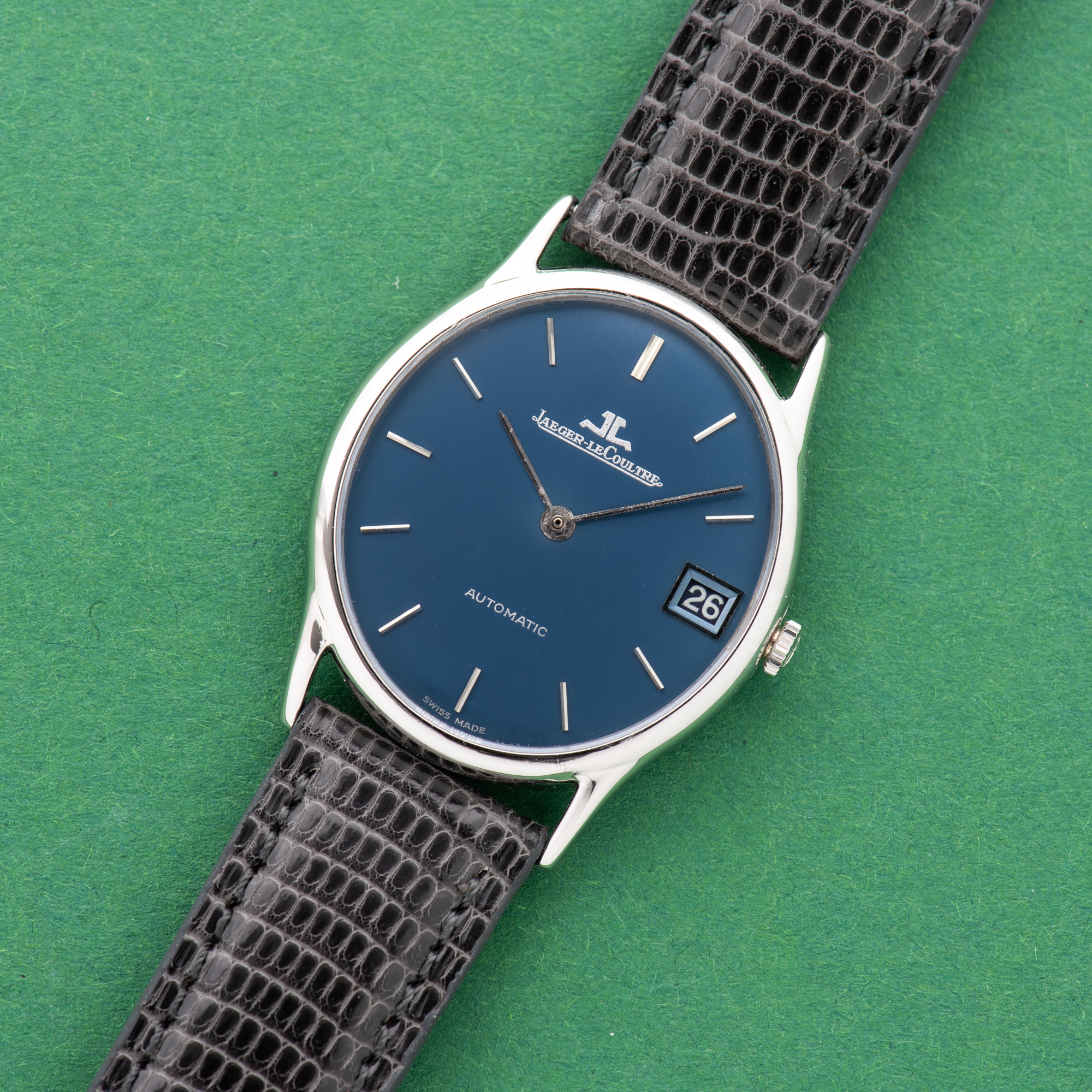 Vue de Jaeger LeCoultre Automatic Ellipse Blue Cal 900​​​​​​​ Réf 5002.42