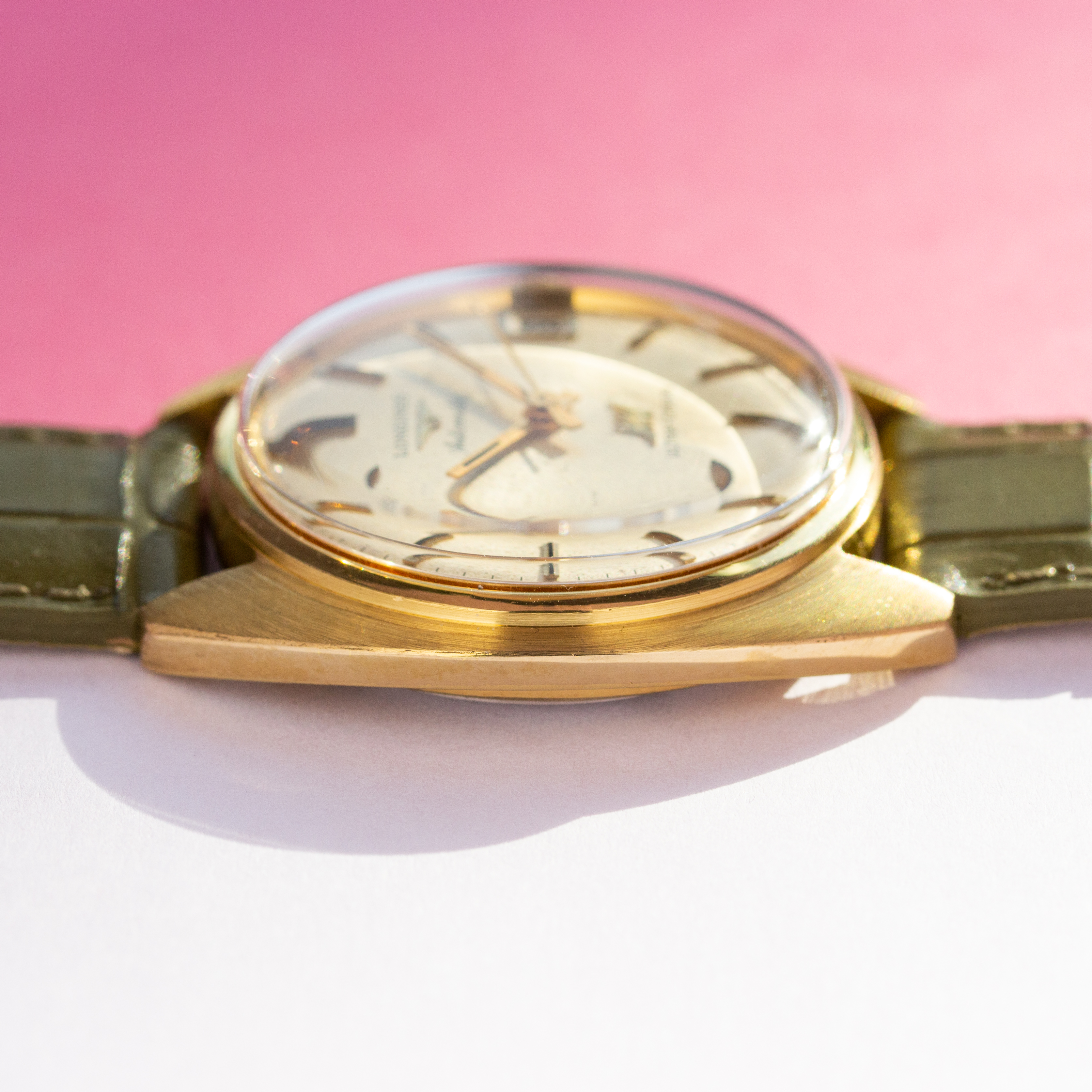 View of Longines Ultra Chron Automatic Date Réf 8073