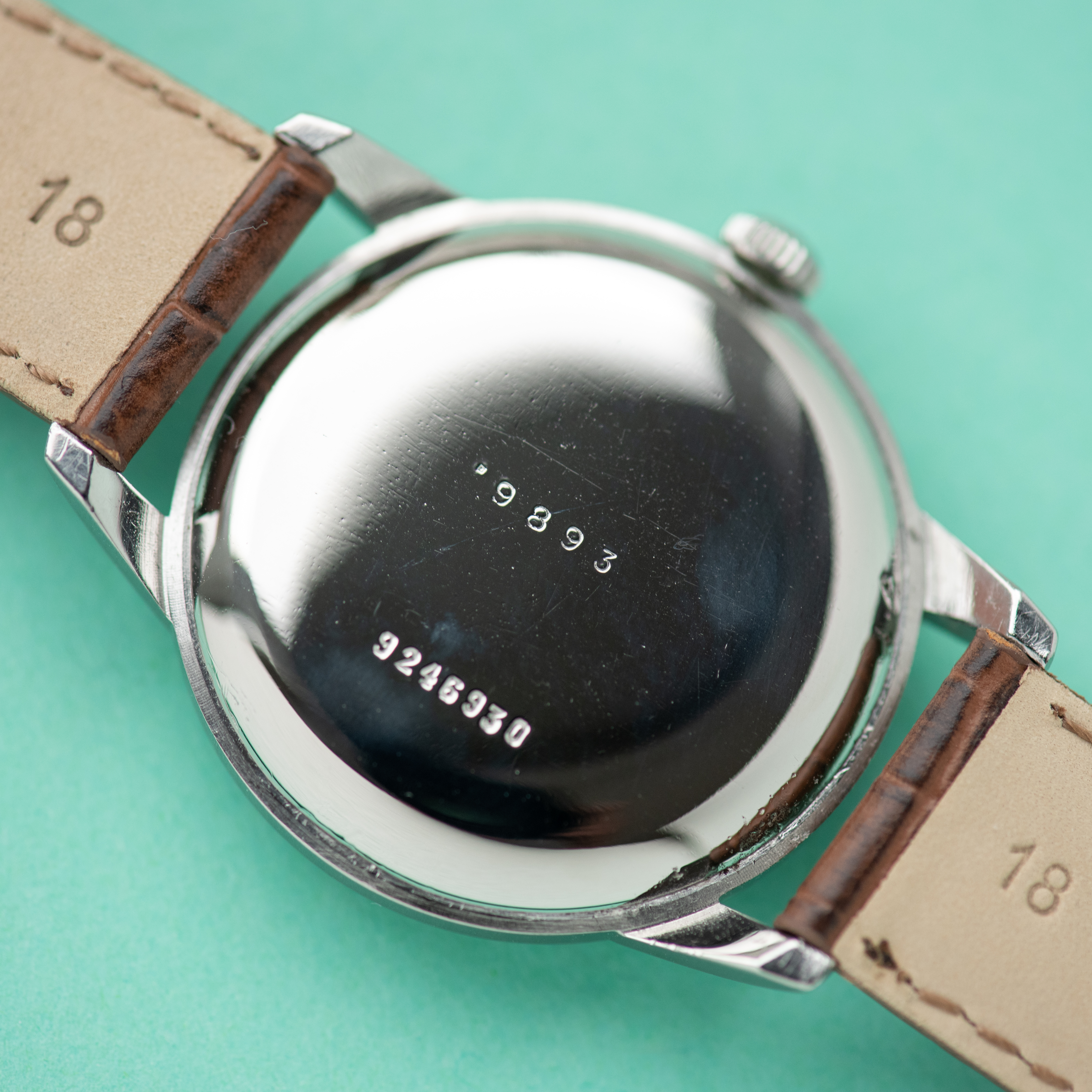 Zicht op Zenith Sporto Oversize Big Dress Watch Ref 9893 uit 1956