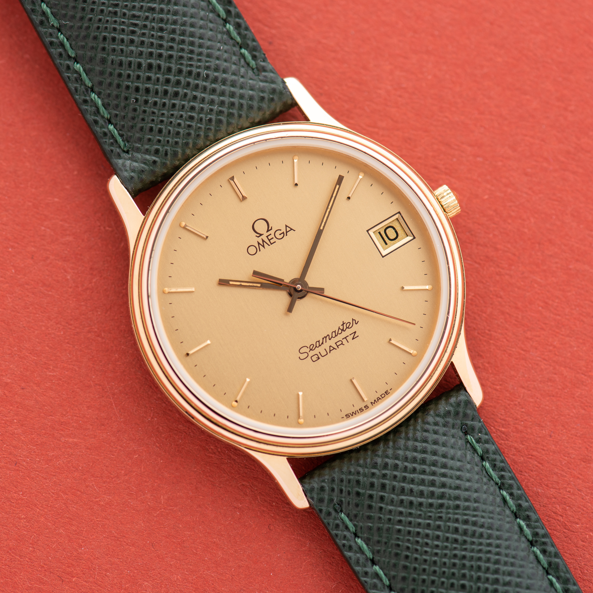 Zicht op Omega Seamaster Quartz Date Réf 196.0263