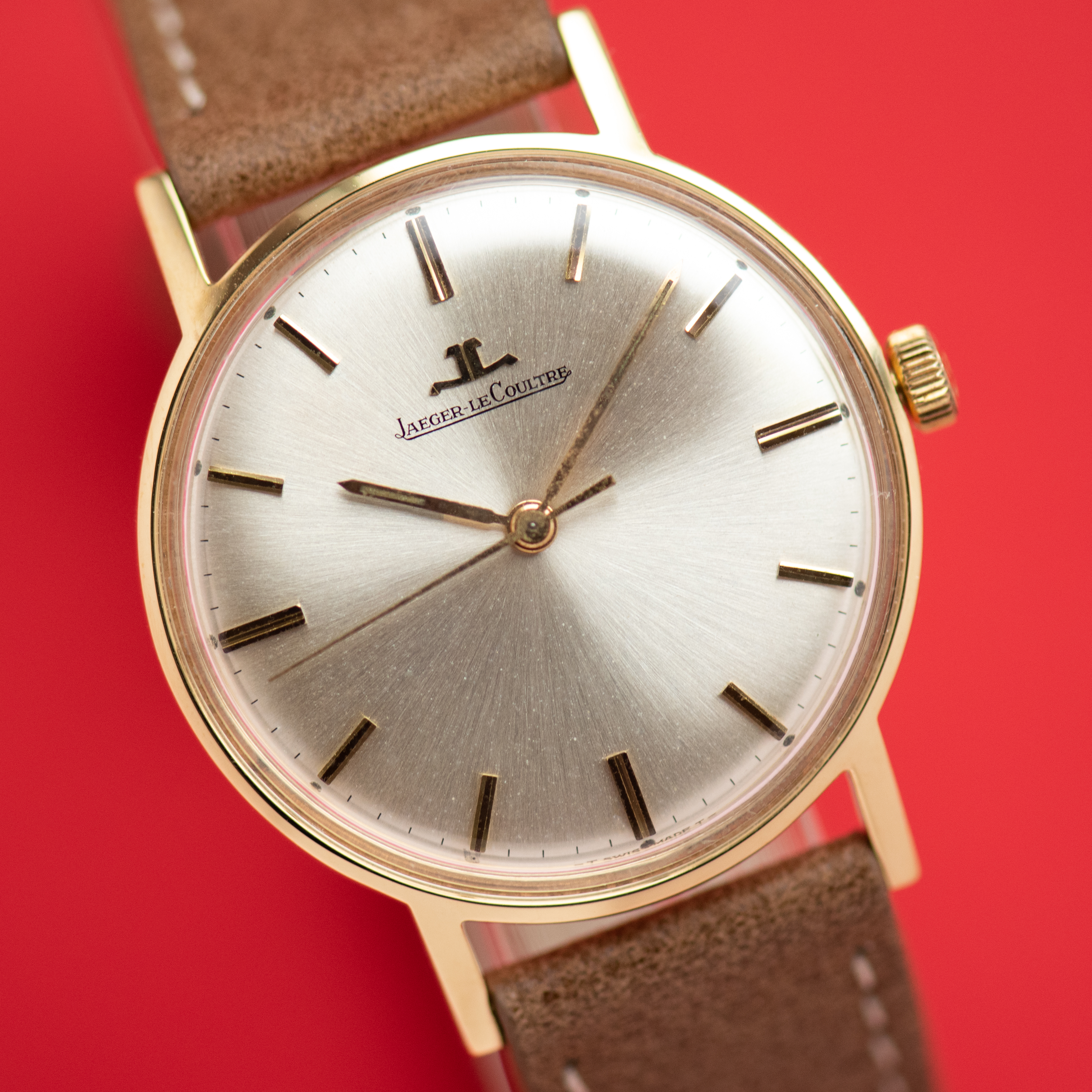 Vue de Jaeger LeCoultre Dress centre seconds 18K Rare monobloc Réf 21002