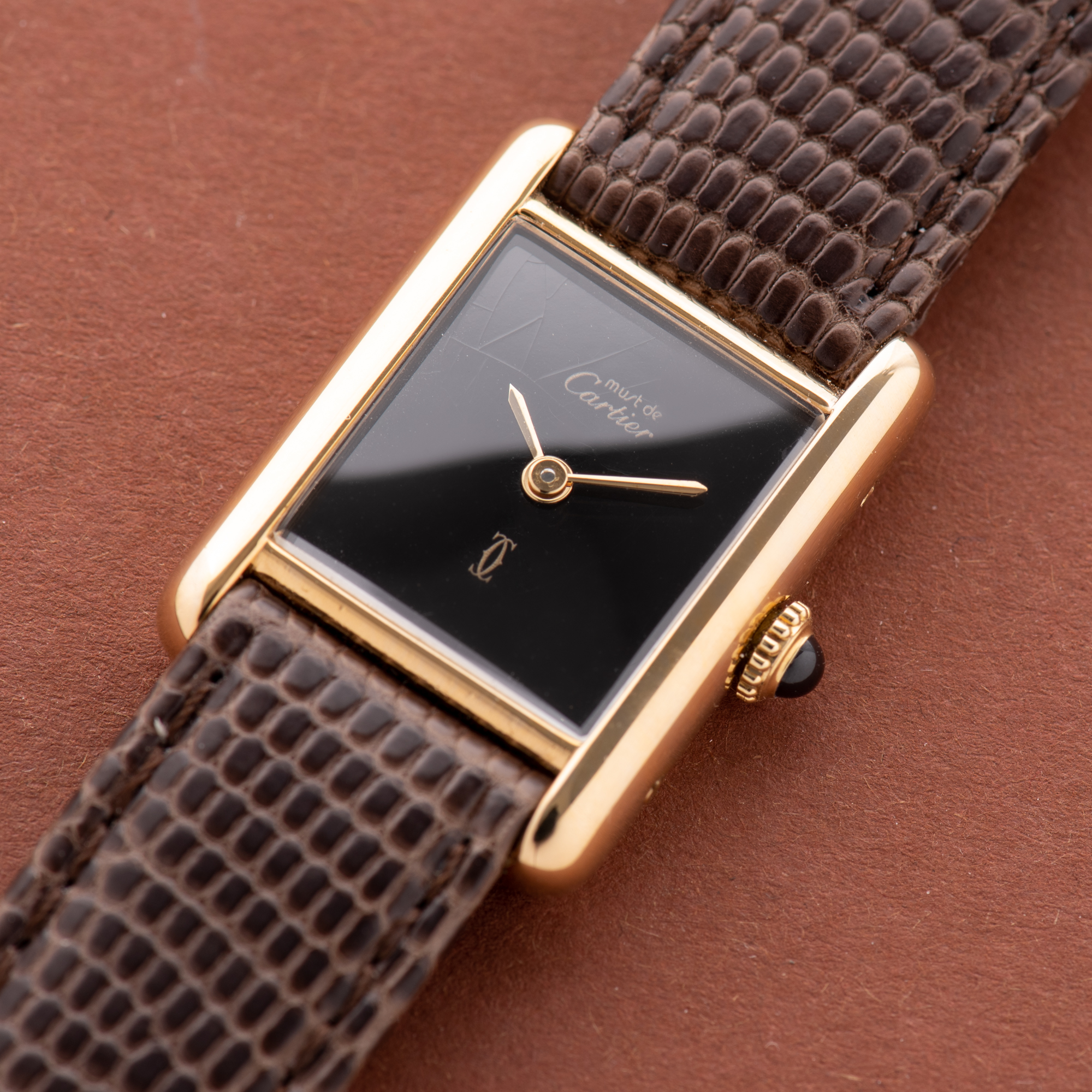Vue de Cartier Must de Tank de Must Vermeil PM Onyx Black Spider Dial
