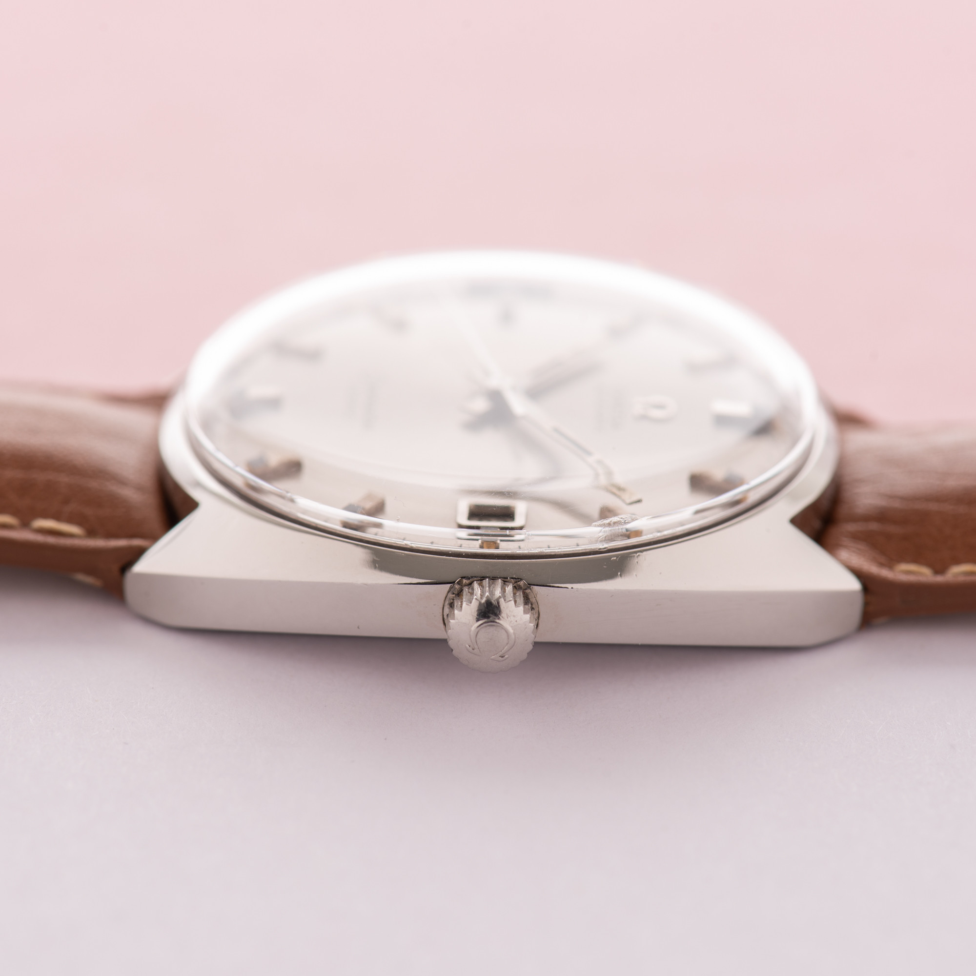 Zicht op Omega Seamaster kosmische ref 166.026 cal 565