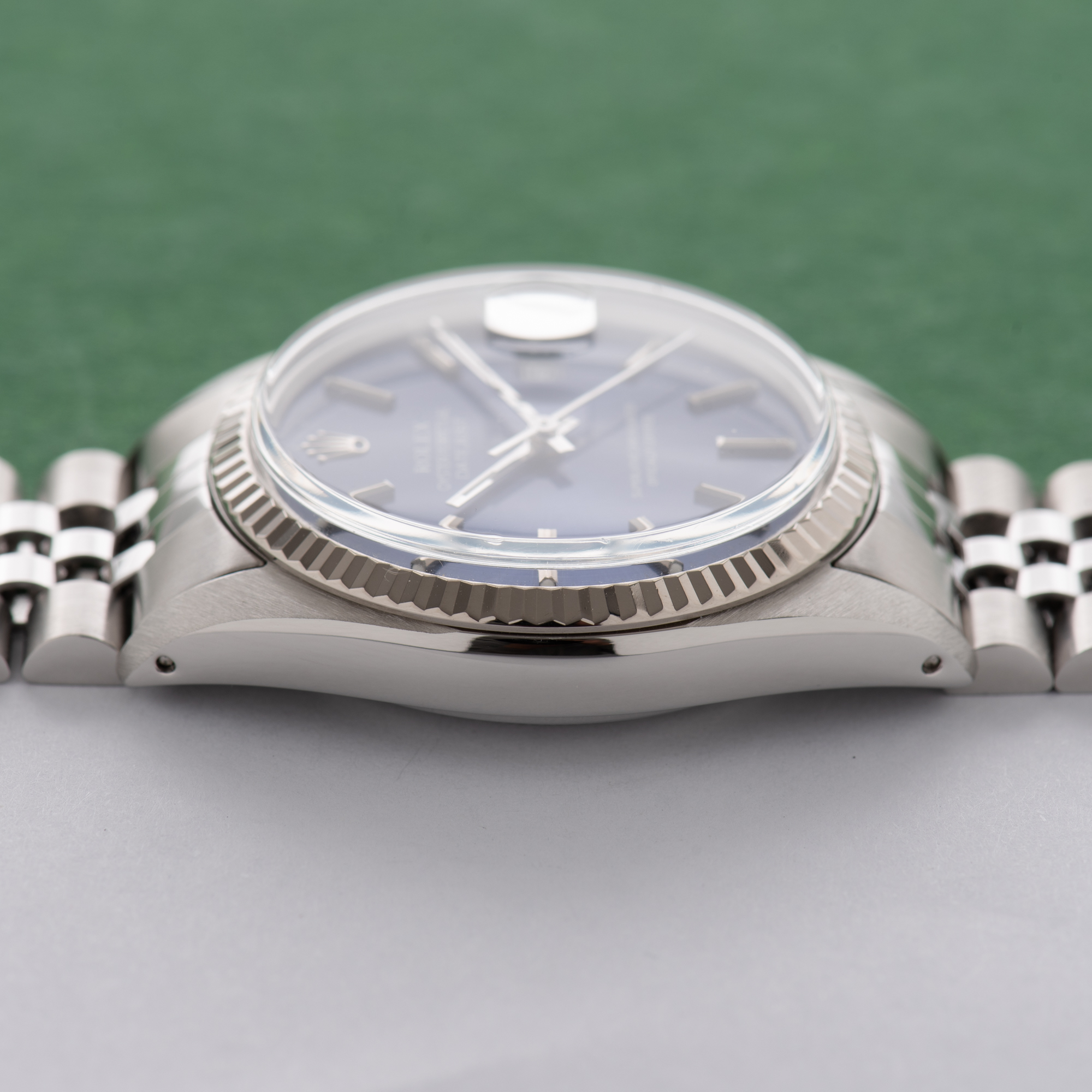 Vue de Rolex Oyster Perpetual Datejust from 1988  Réf 16014