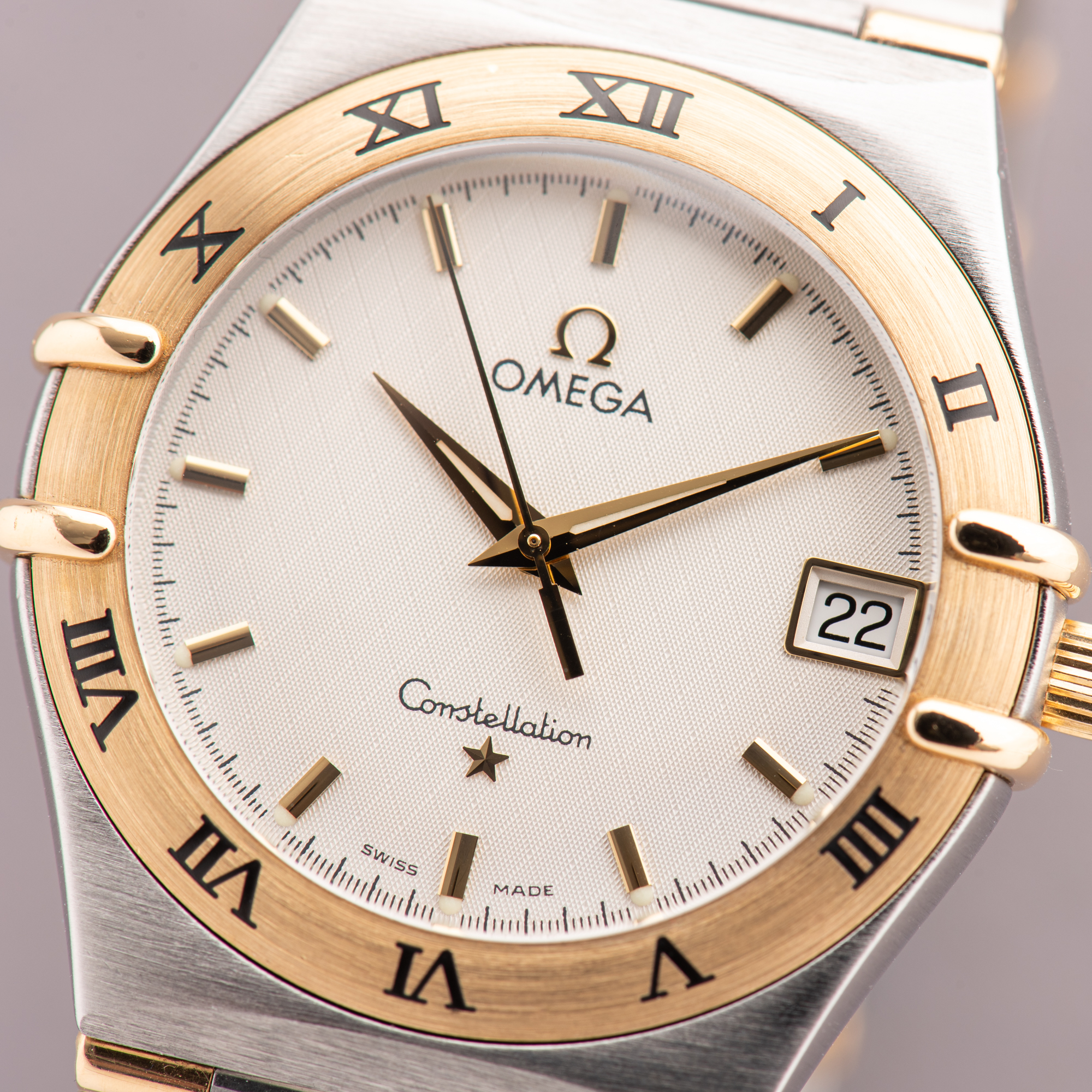 View of Omega Constellation Quartz Gold Steel Half bar from 1995 Réf 1312.30.00