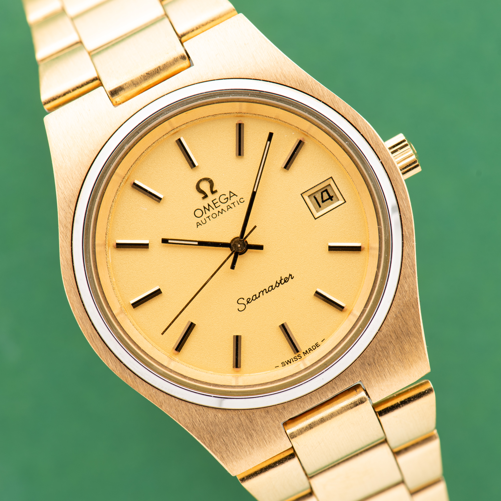 Zicht op Omega Seamaster Automatic 'Cosmic 2000' uit 1977 Ref 166.023