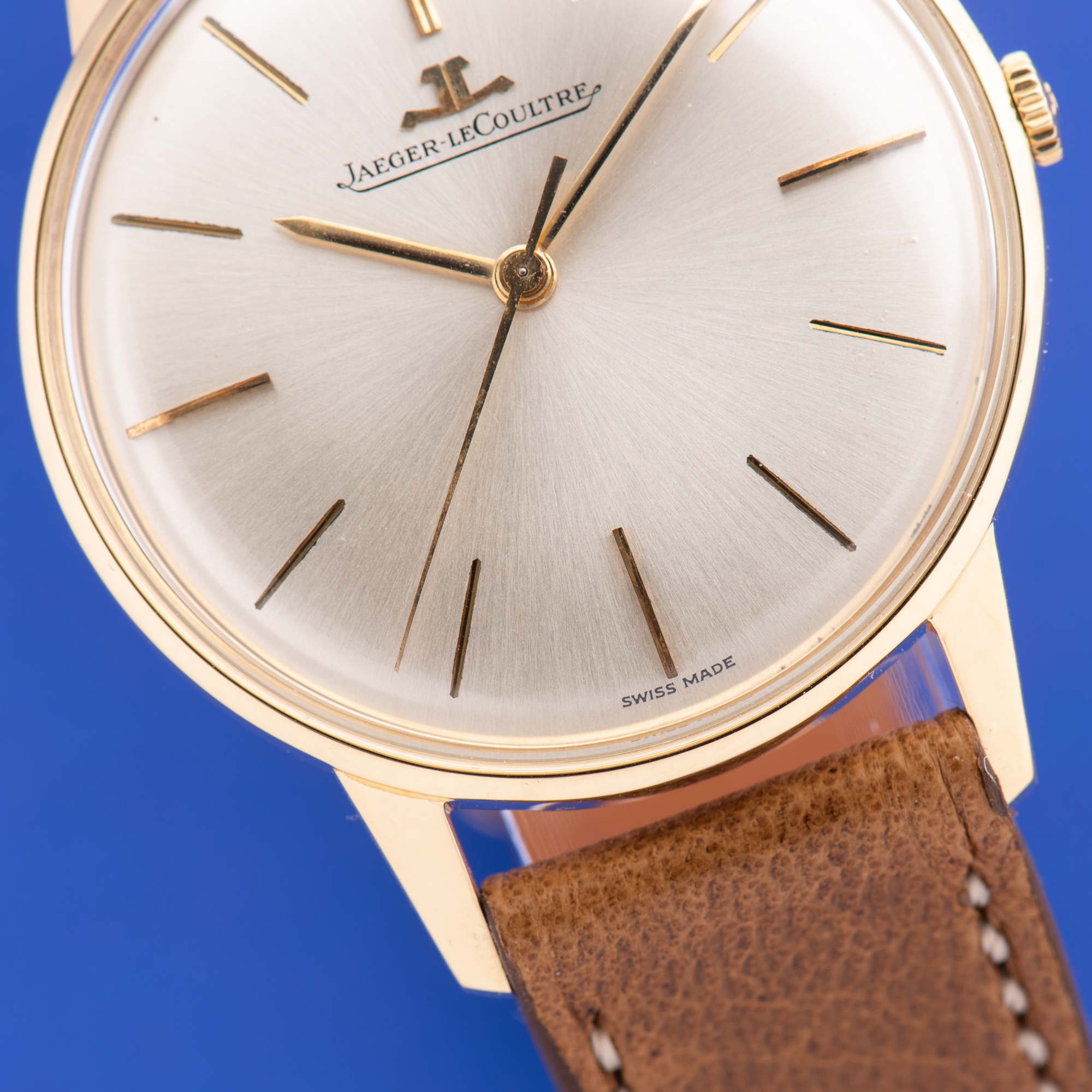 View of Jaeger LeCoultre Dress centre seconds 18k gold 1967 Ref 20002
