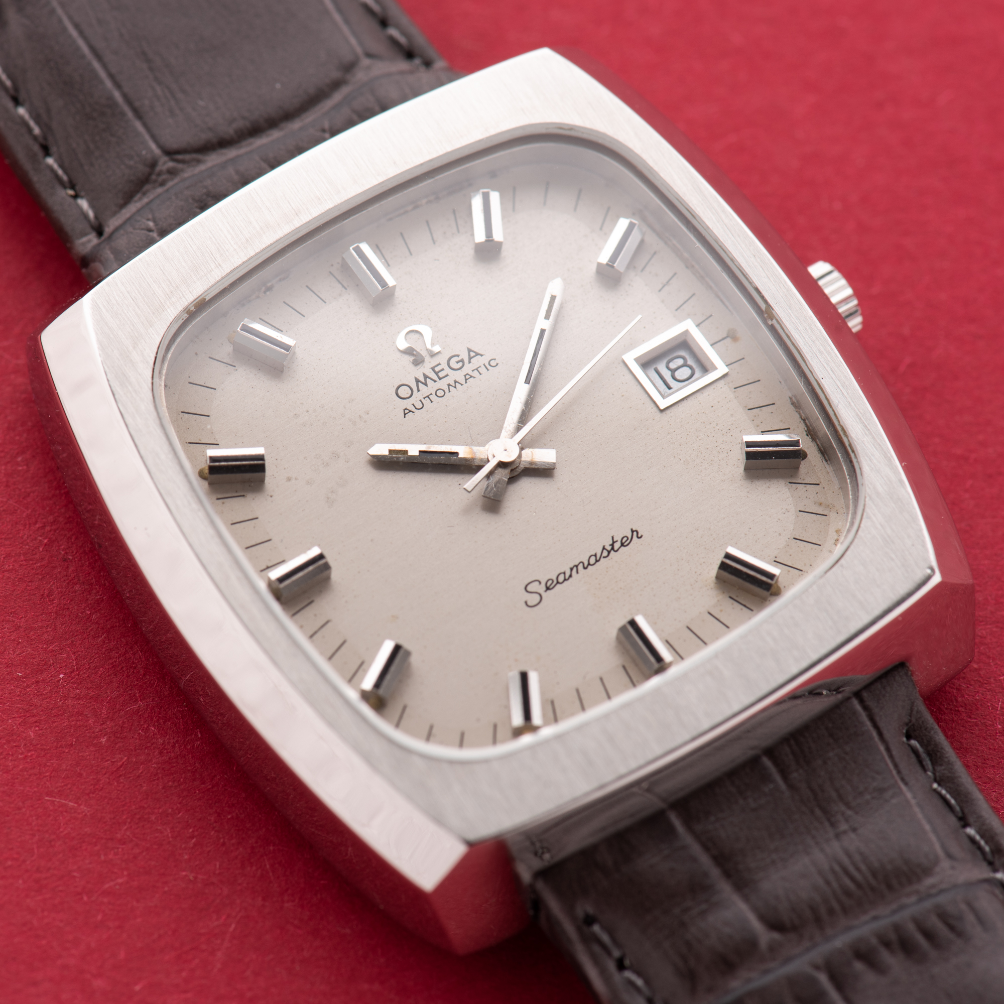 View of Omega Seamaster Automatic Date Oversize TV Réf 166.0138