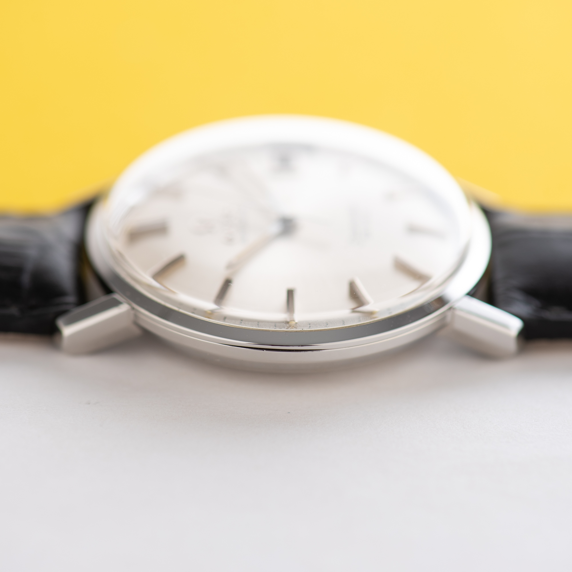 Zicht op Omega Seamaster De Ville Automatic Datum Ref 166.020