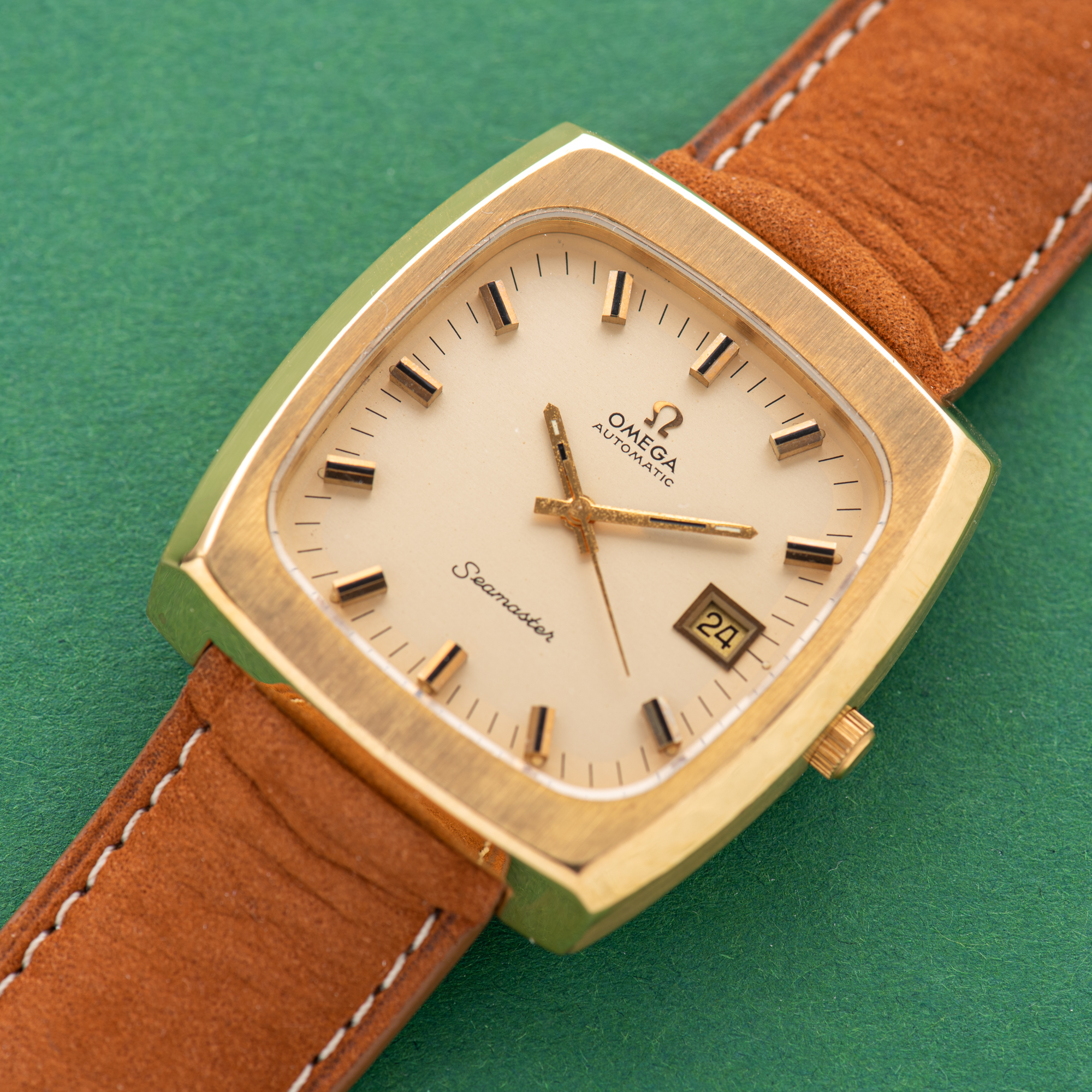 Zicht op Omega Seamaster Automatic Date Oversize TV Réf 166.0138