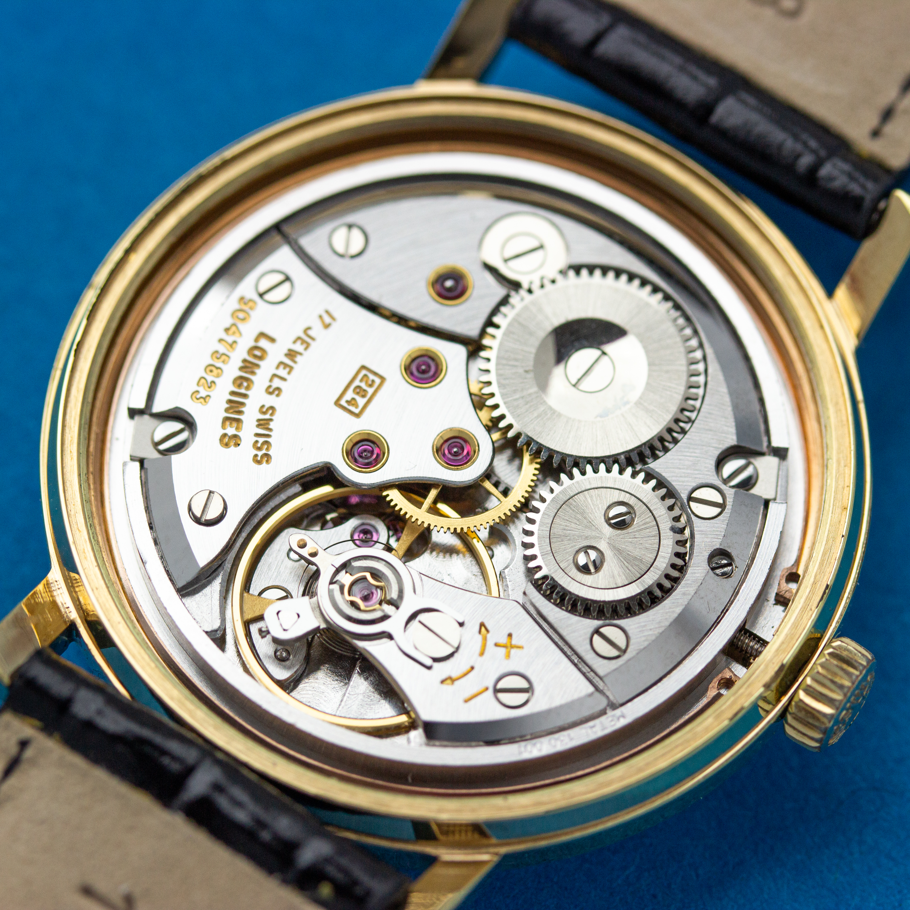 Vue de Longines Dress Centre Seconds cal 284 Réf 8359