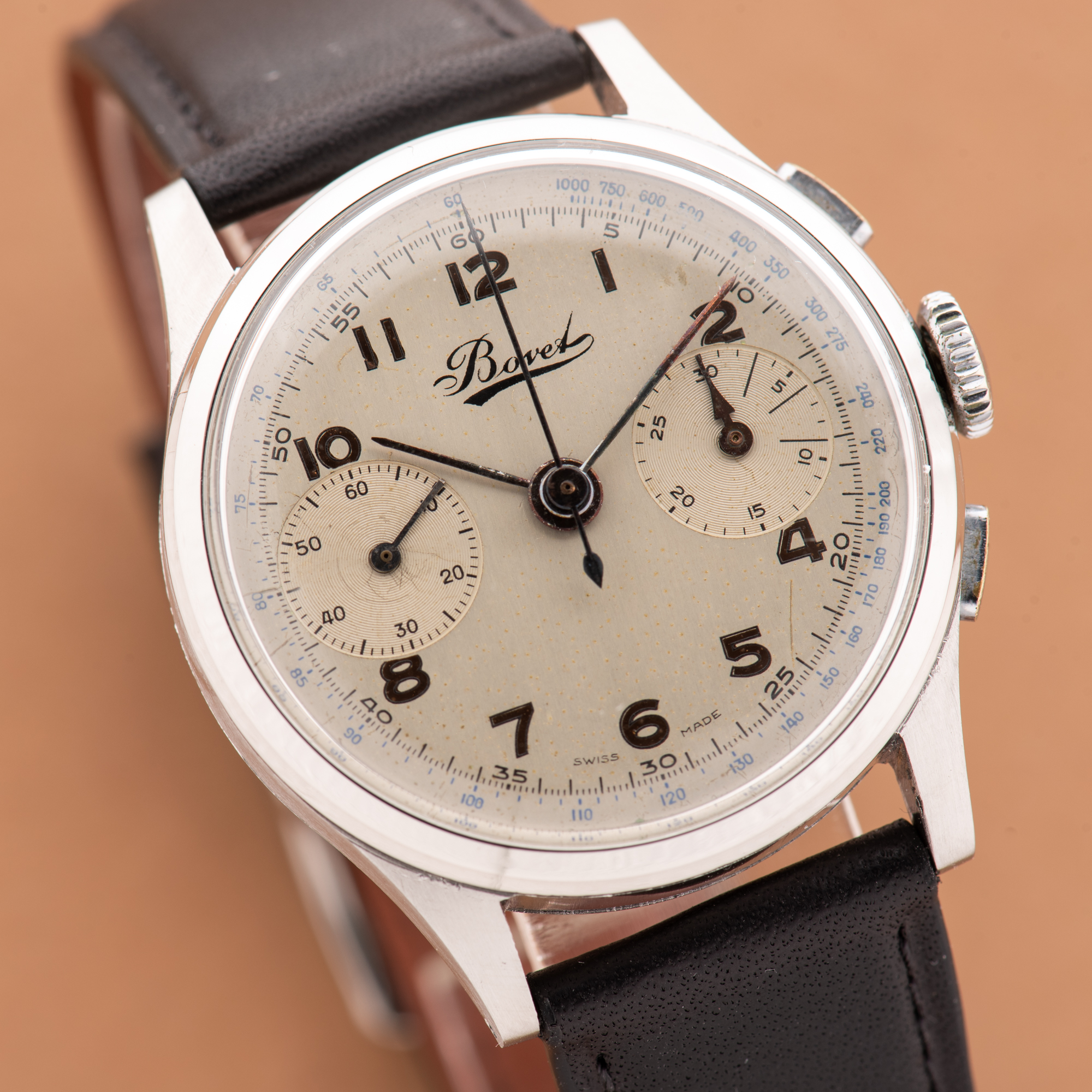 Zicht op Bovet Chronogaph 1940s Landeron 51