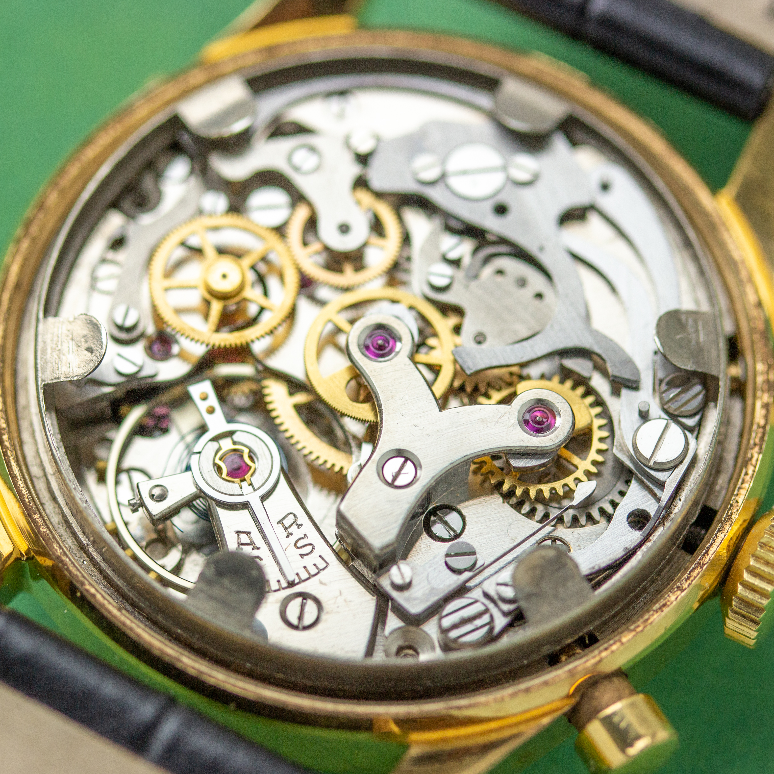 View of Fulgor Rare Chronograph Grand Date Venus 210