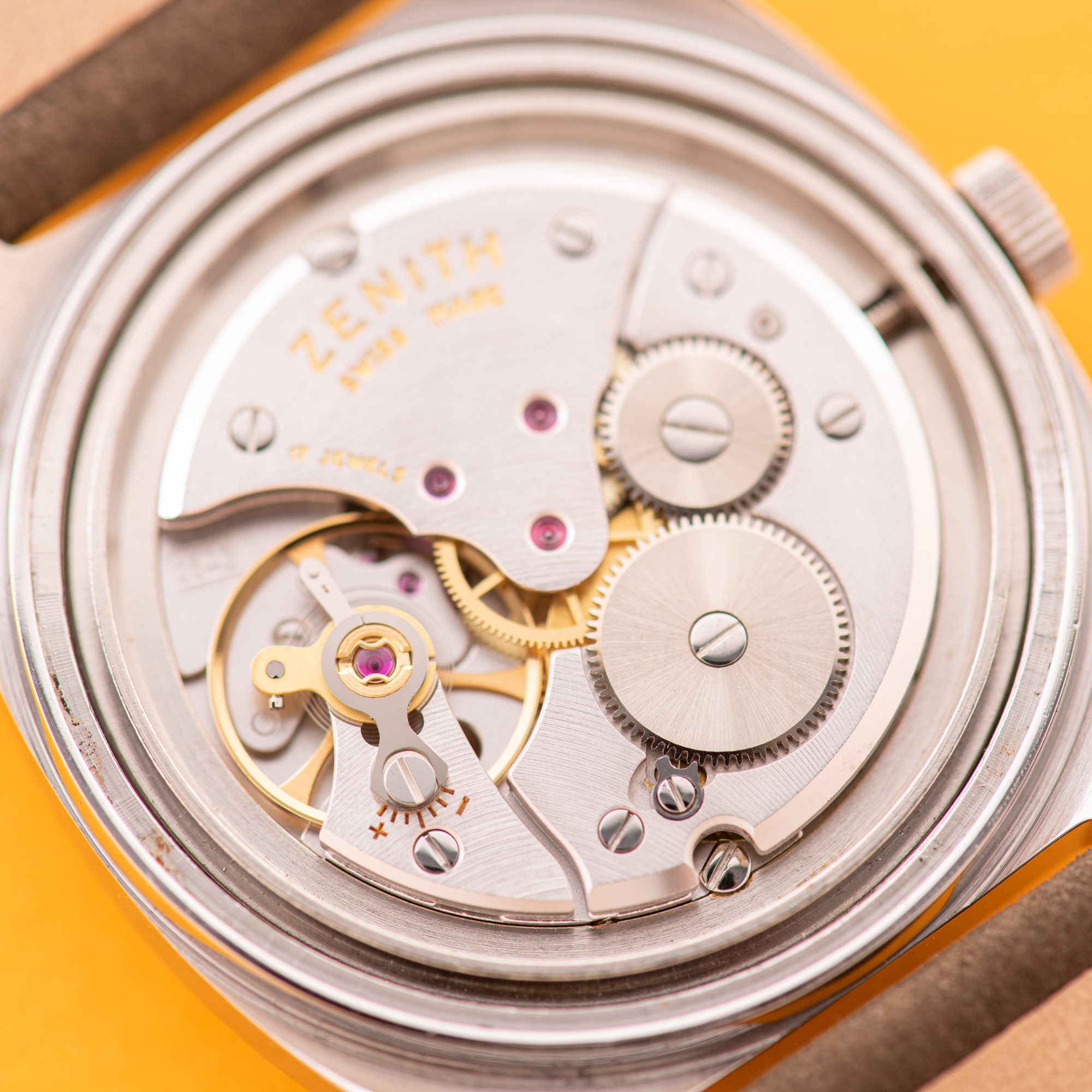 View of Zenith Sporto Oversize Steel Cal 2542 Réf 140 E 576