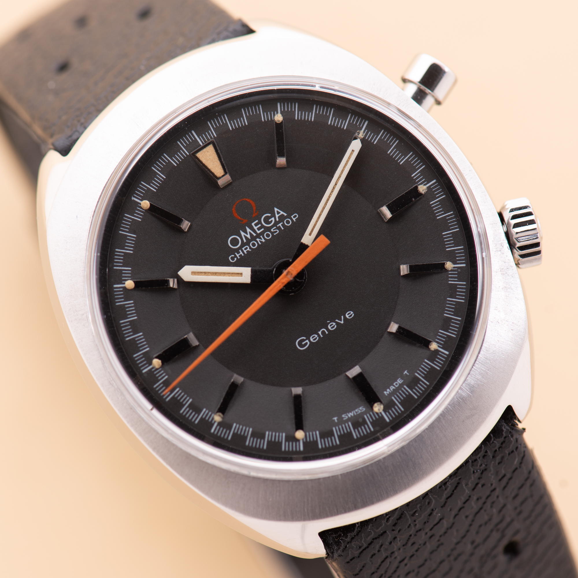 View of Omega Genève Chronostop from 1968 Cal 865 Réf 145.010