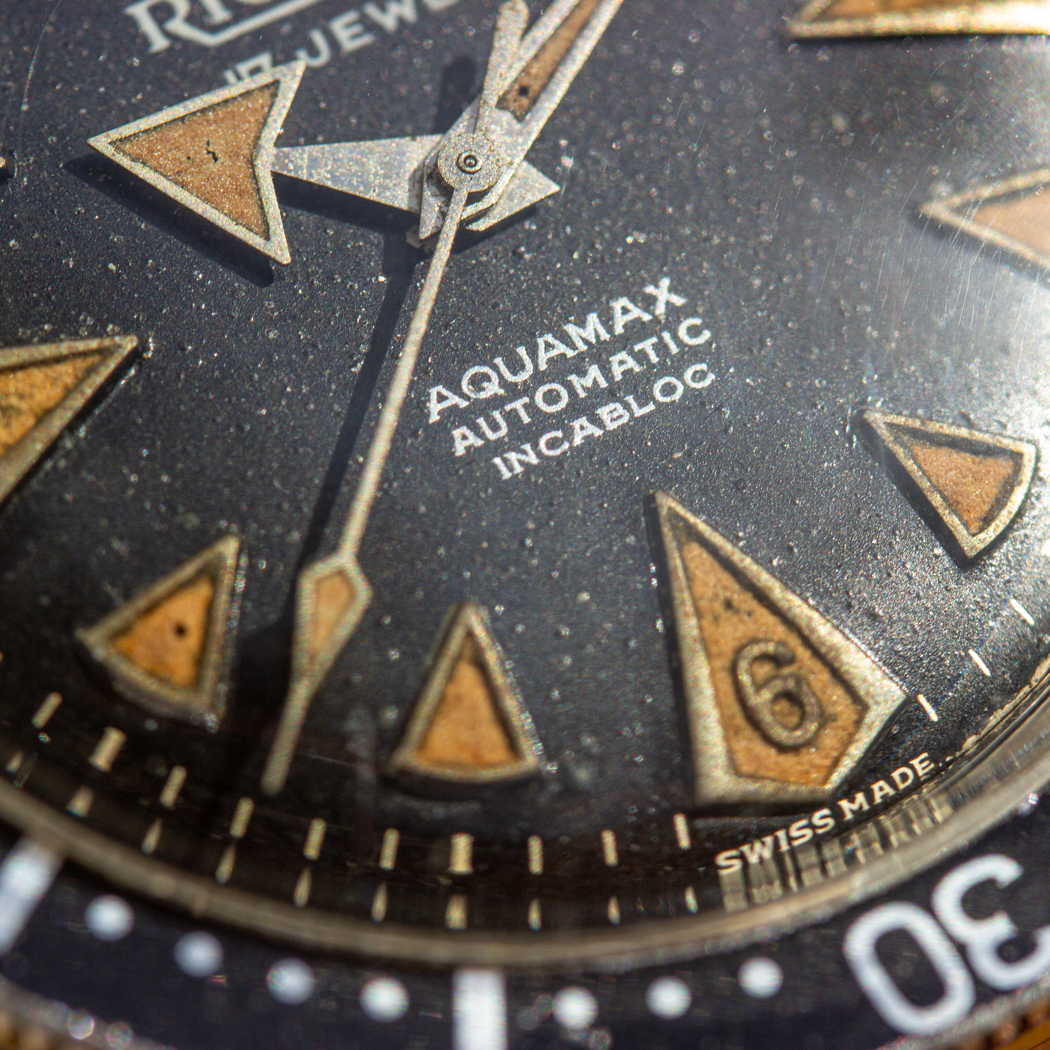 Vue de Richard Aquamax 17 Jewels Automatic Compressor Diver réf 8827