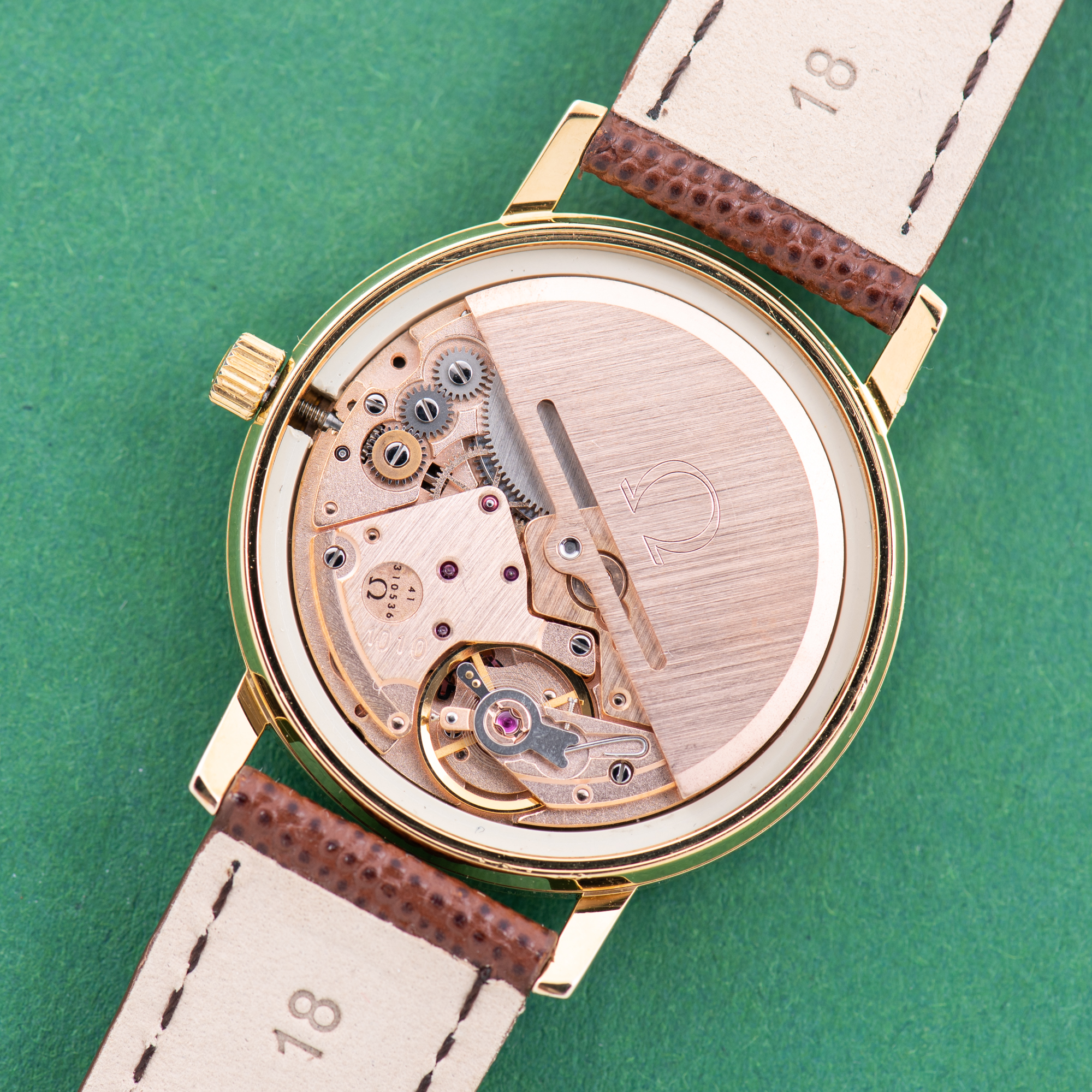 View of Omega Automatic Date From 1978 Réf 166.0202
