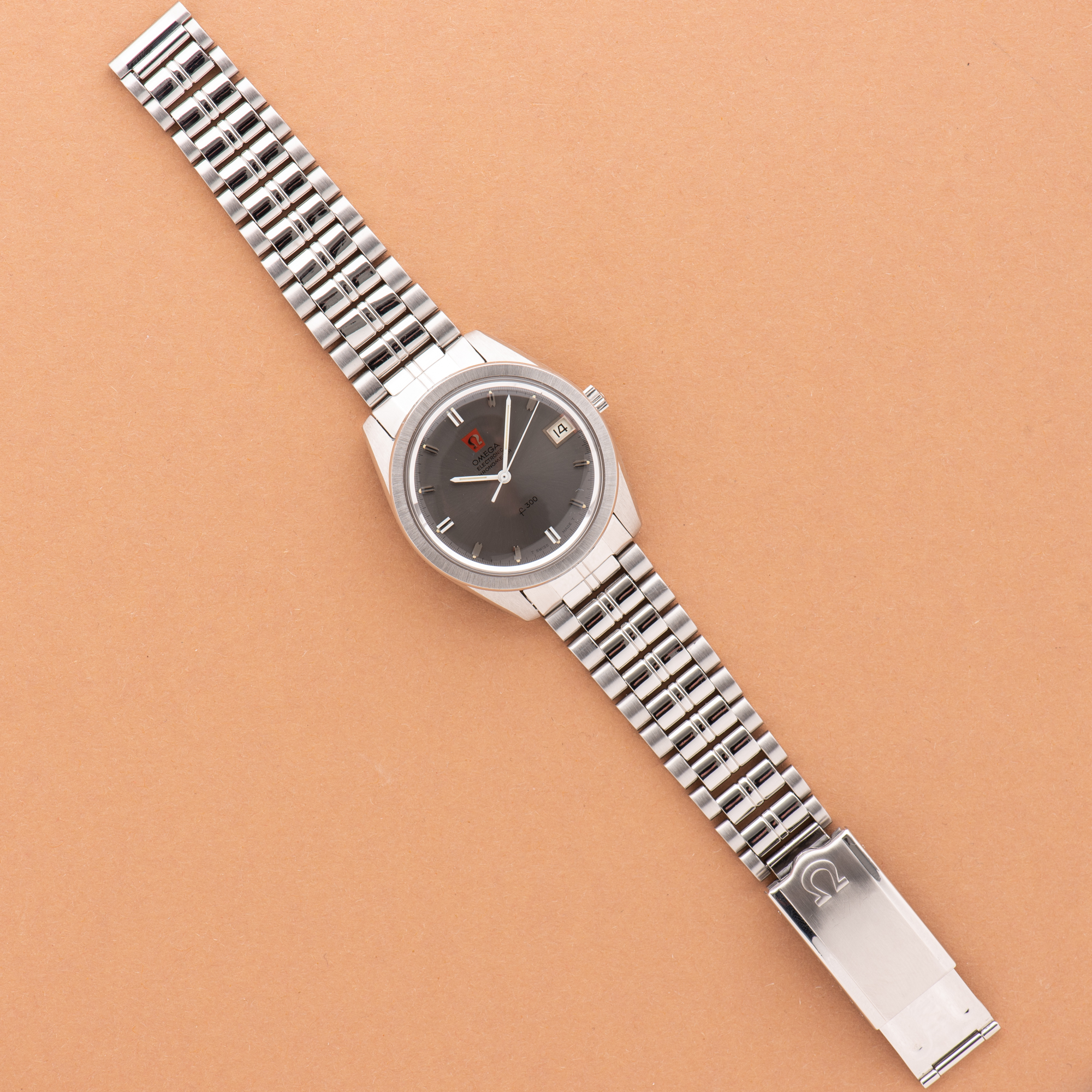 Vue de Omega Constellation Electronic Chronometer F300 from 1972 Réf 198.001