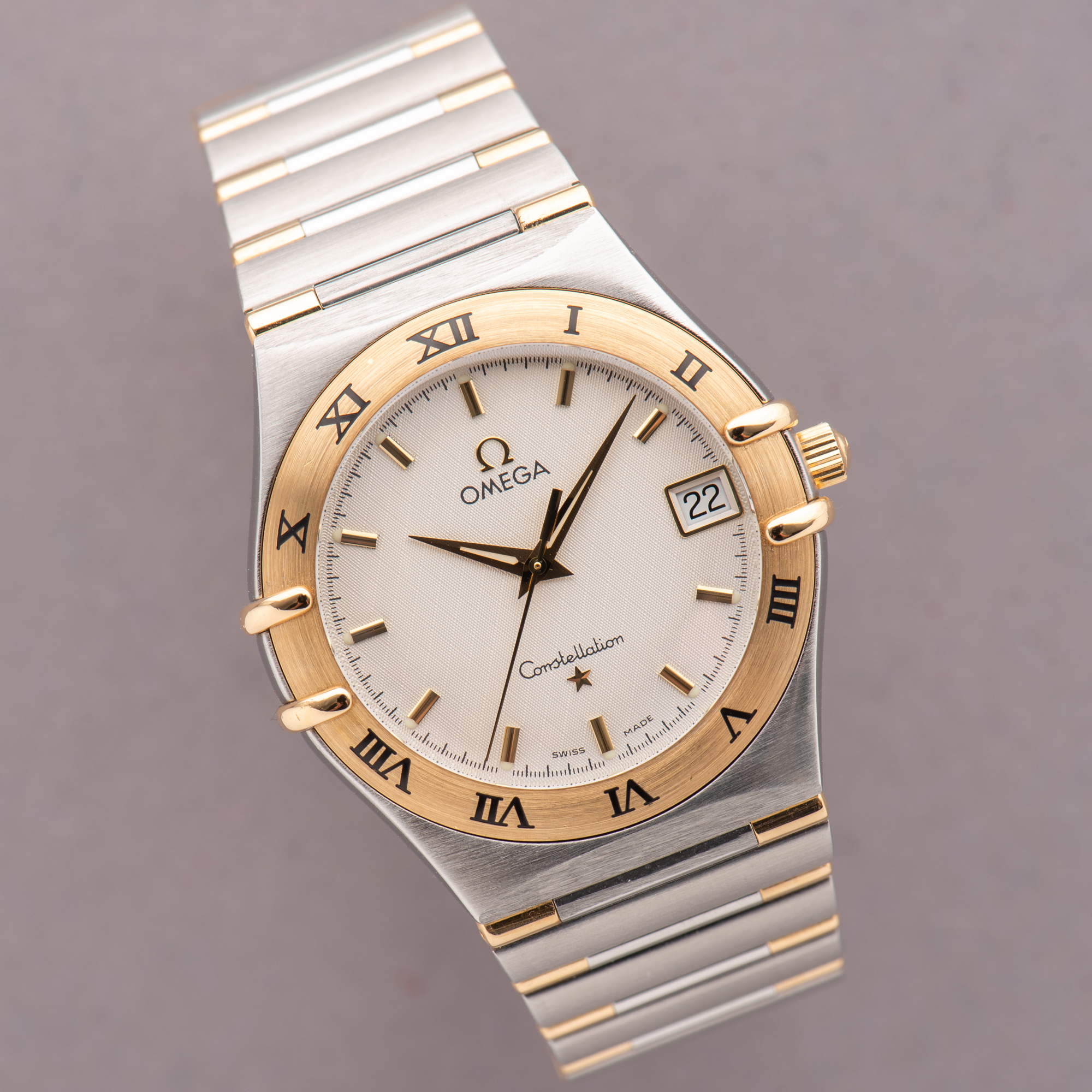 View of Omega Constellation Quartz Gold Steel Half bar from 1995 Réf 1312.30.00
