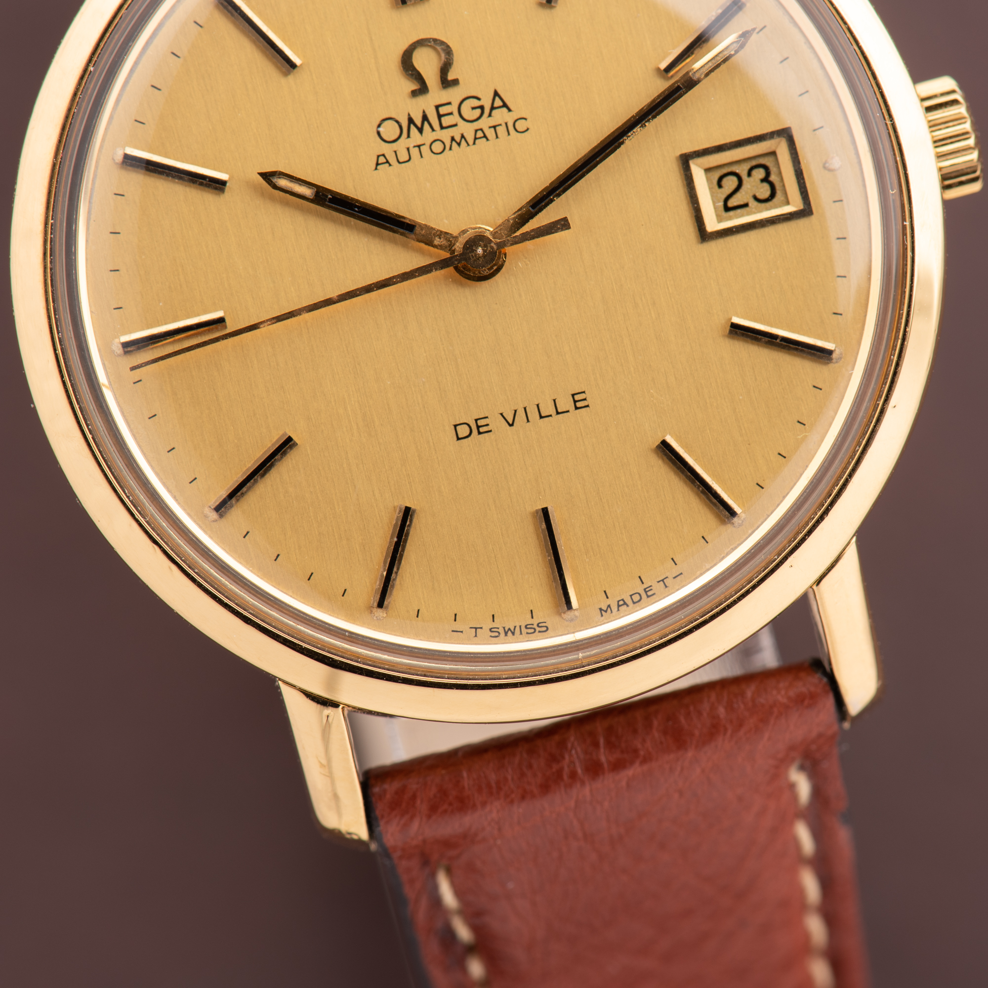 View of Omega Geneva Automatic Date ref 166.0161
