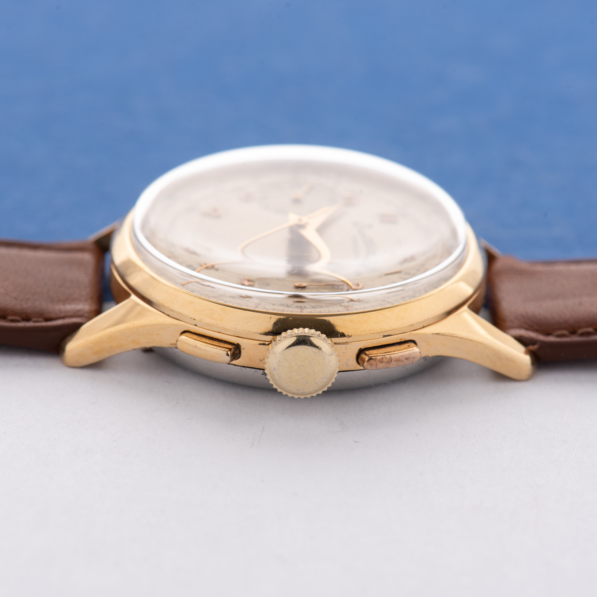 Zicht op Breitling Cadette Chronograaf Venus 188 Ref 1189