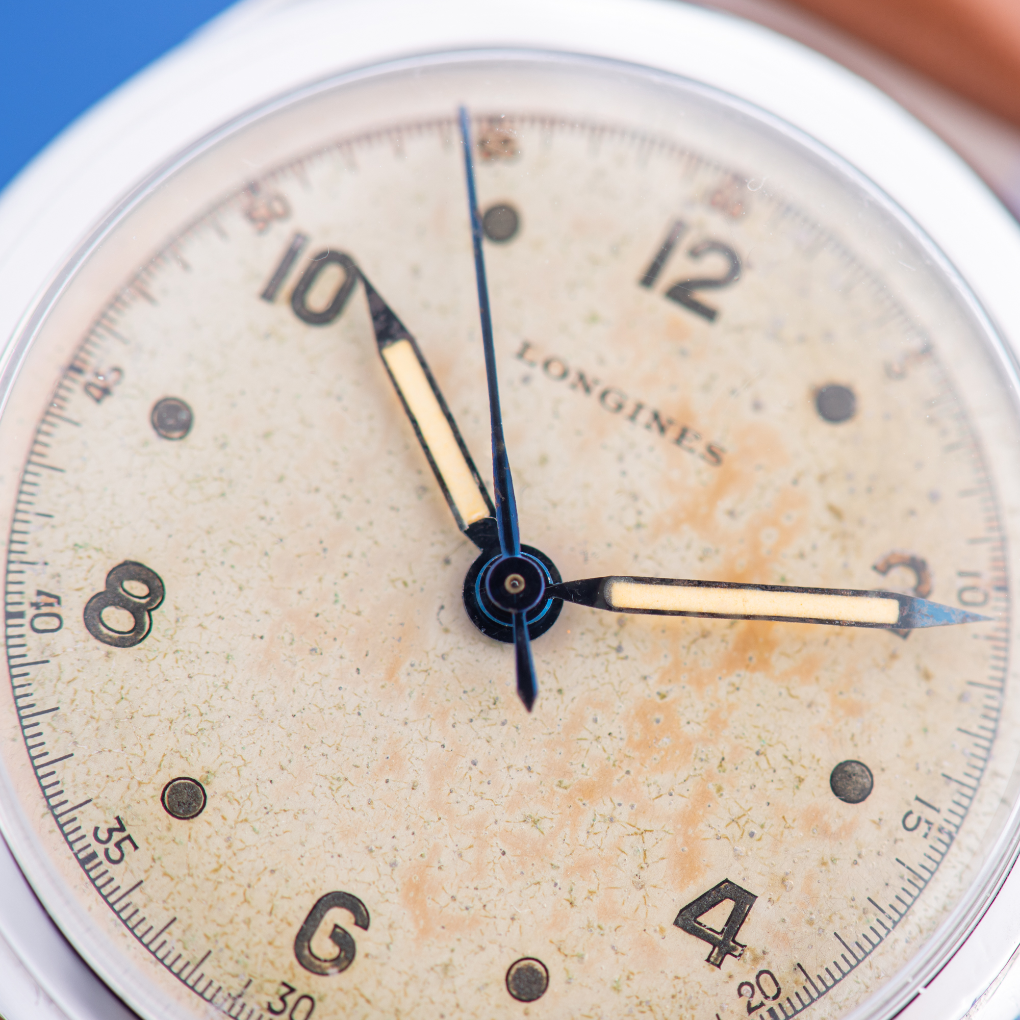 Vue de Longines Dress Watch Centre Seconds 1940s Réf 6099