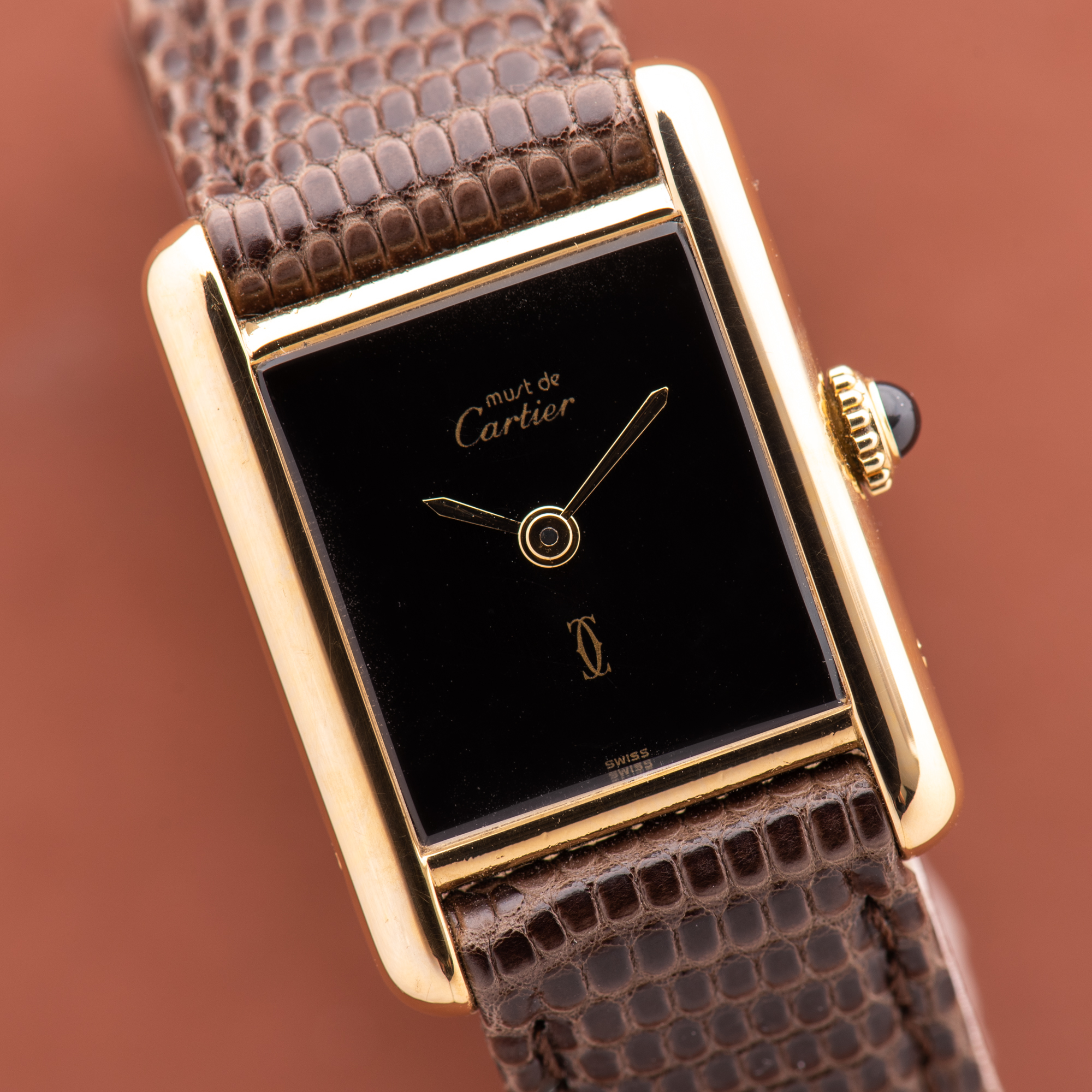 Vue de Cartier Must de Tank de Must Vermeil PM Onyx Black Spider Dial