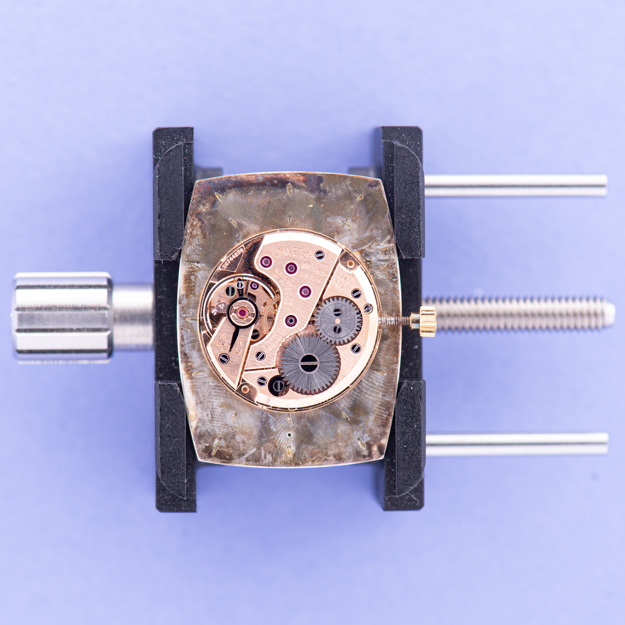 Zicht op Omega De Ville Rechthoekige Cal 620 Ref 111.085
