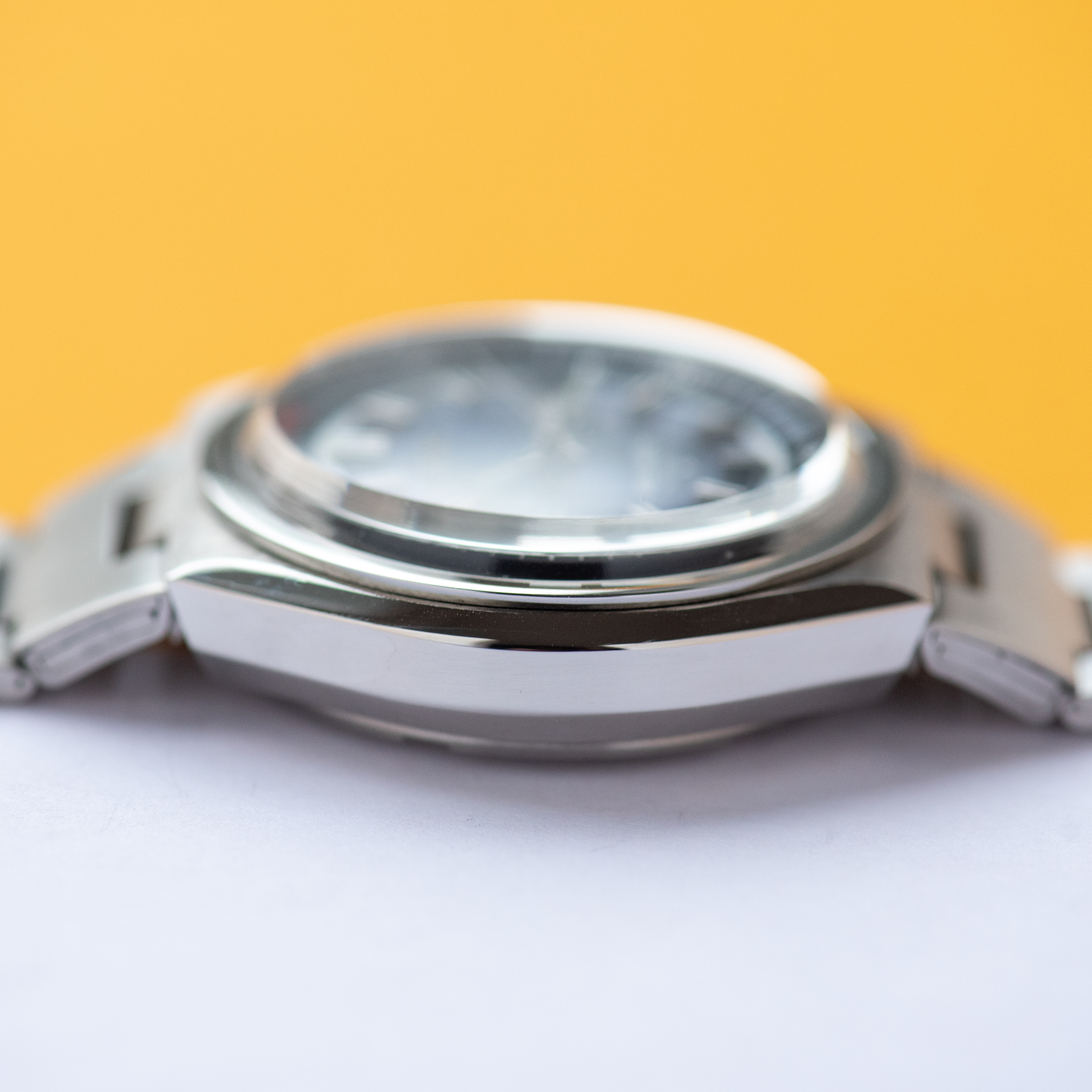 Vue de Seiko Bell-Matic Automatic 17 Jewels Day Date Alarm Réf 4006-6040