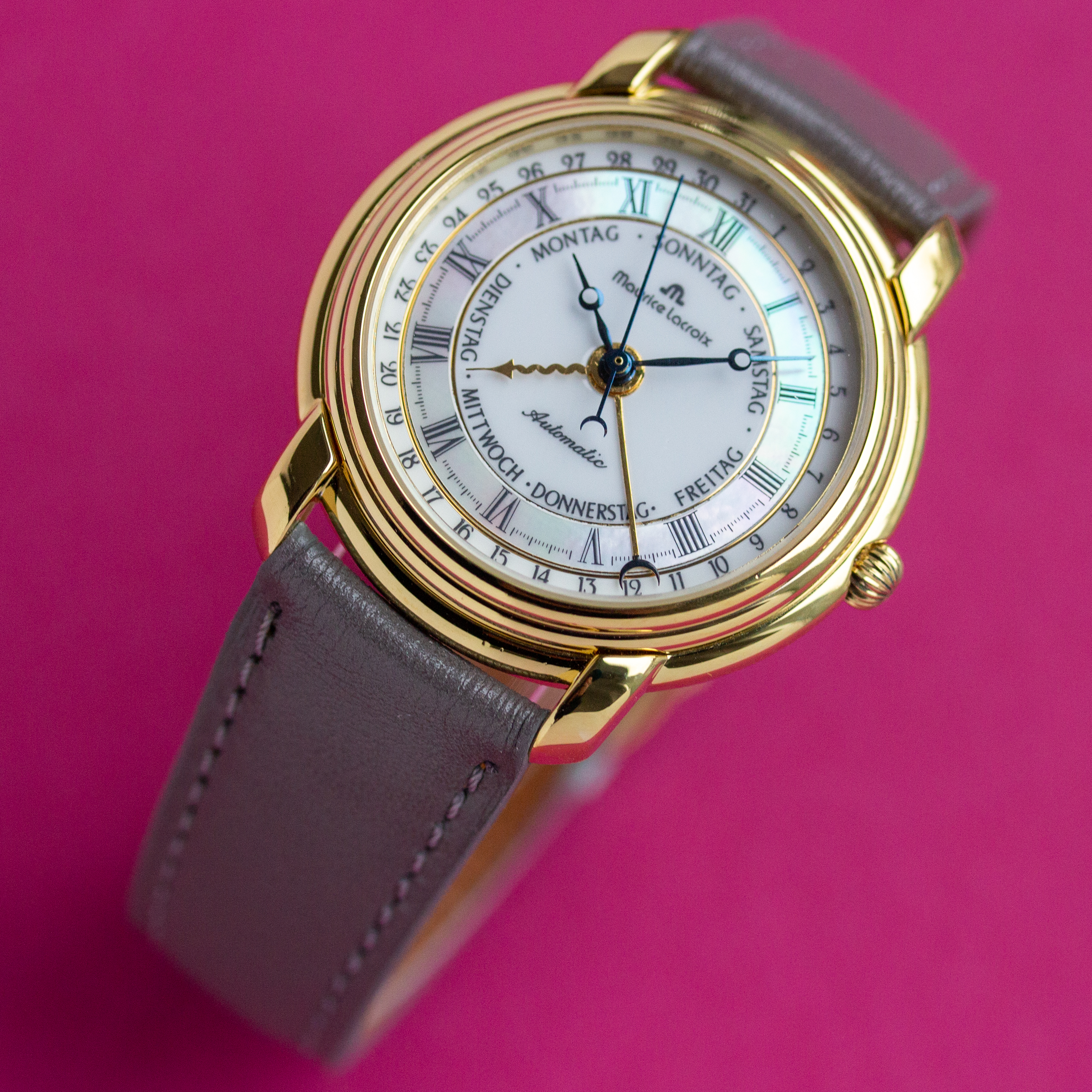 Vue de Maurice Lacroix Masterpiece Day Date Mother of Pearl Réf 27294