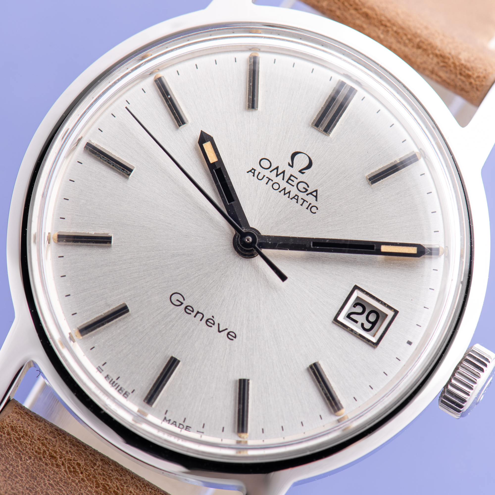 Zicht op Omega Genève Automatic Date From 1973 Réf 166.0098