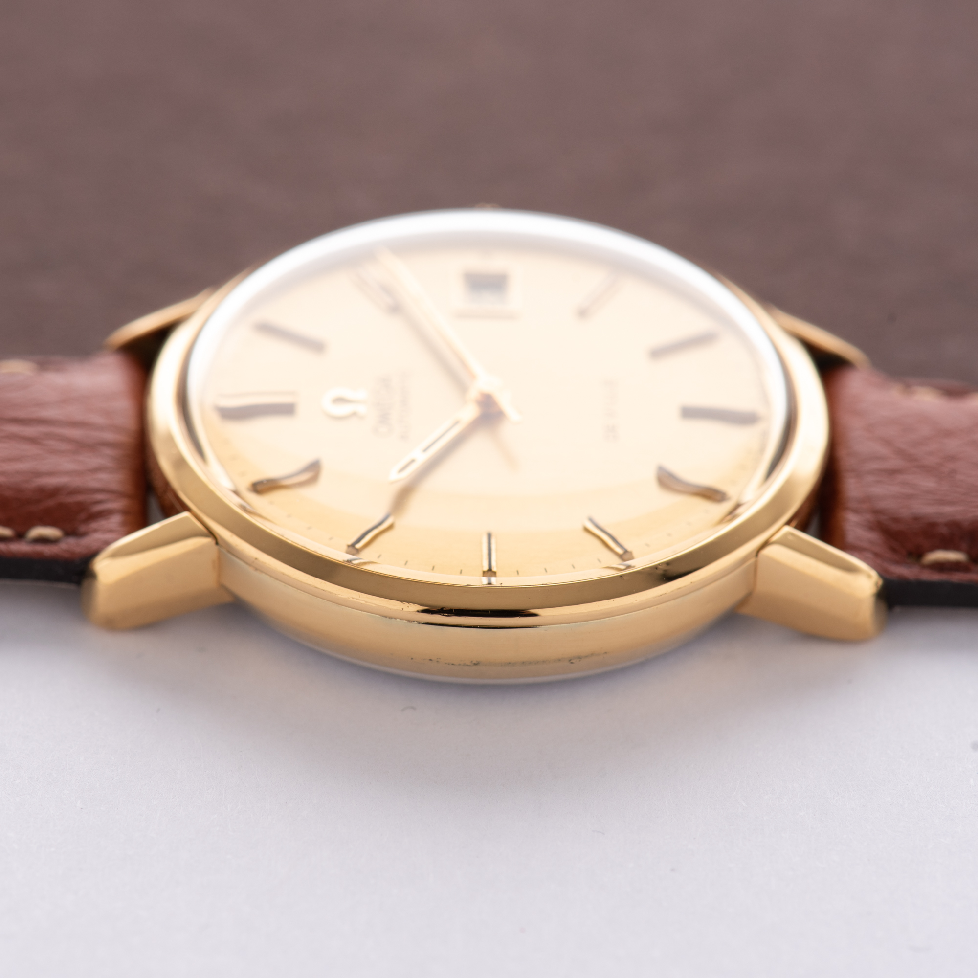 View of Omega Geneva Automatic Date ref 166.0161