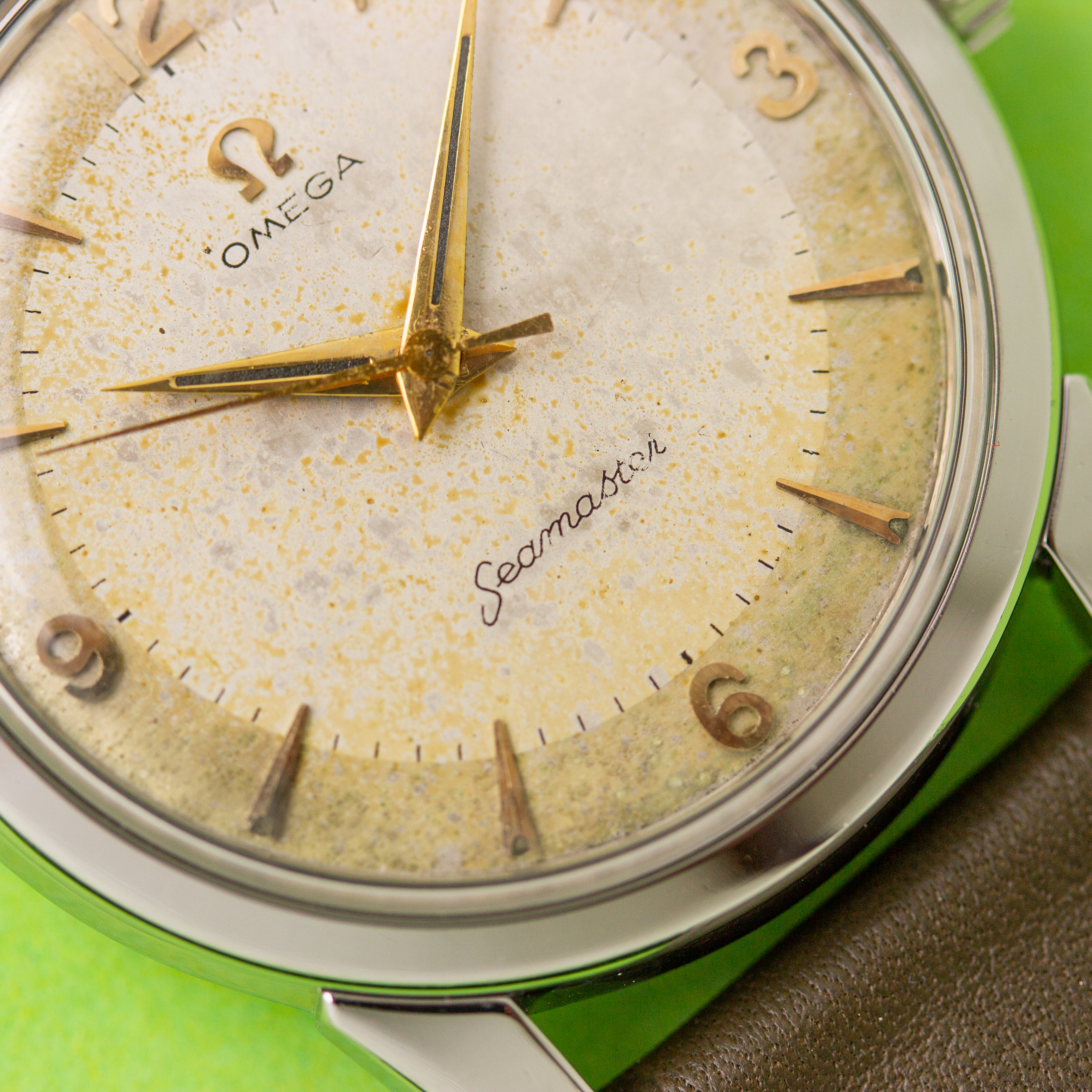 View of Omega Seamaster Patina Beefy Lugs Ref 2759