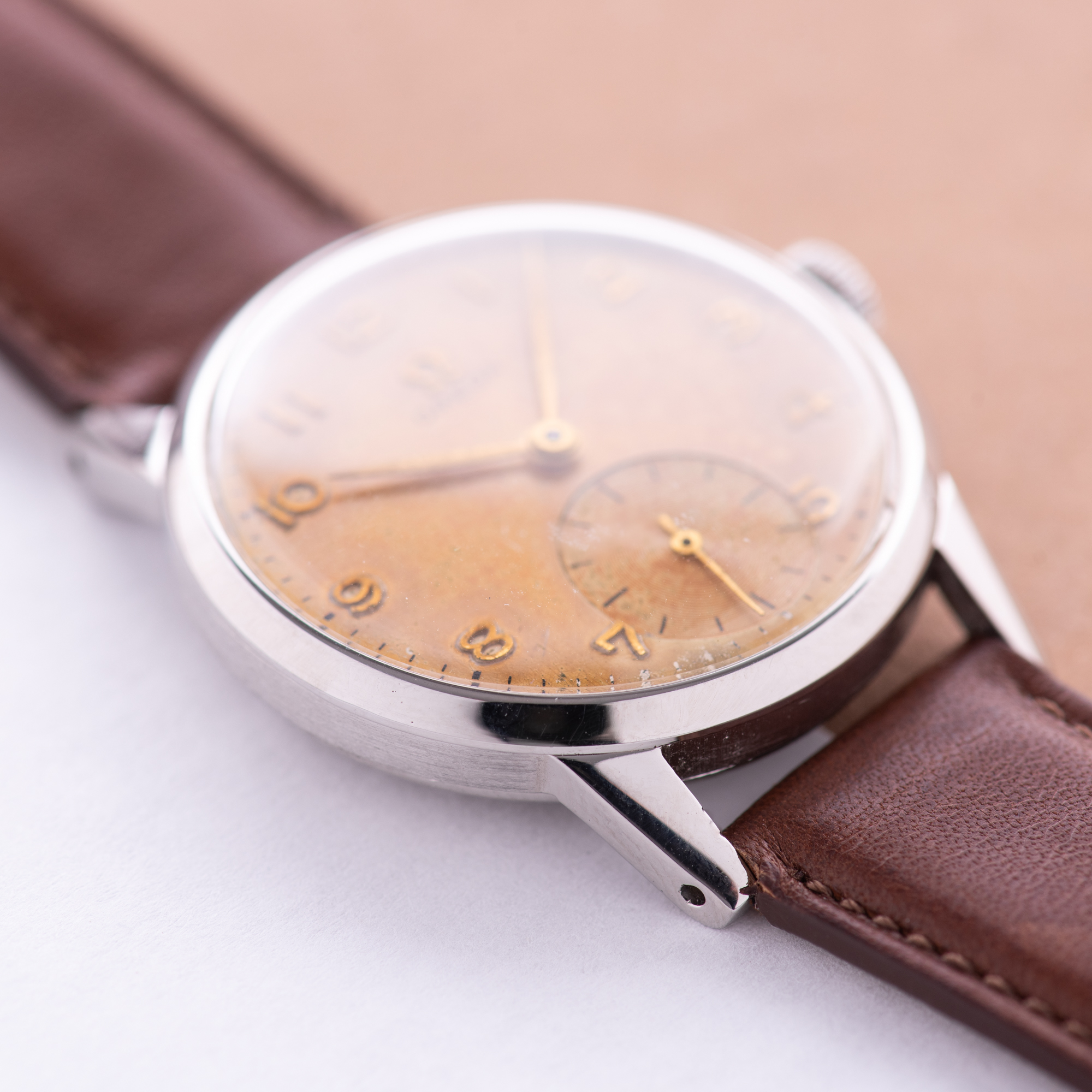 View of Omega small second ref 2495-13 cal 265