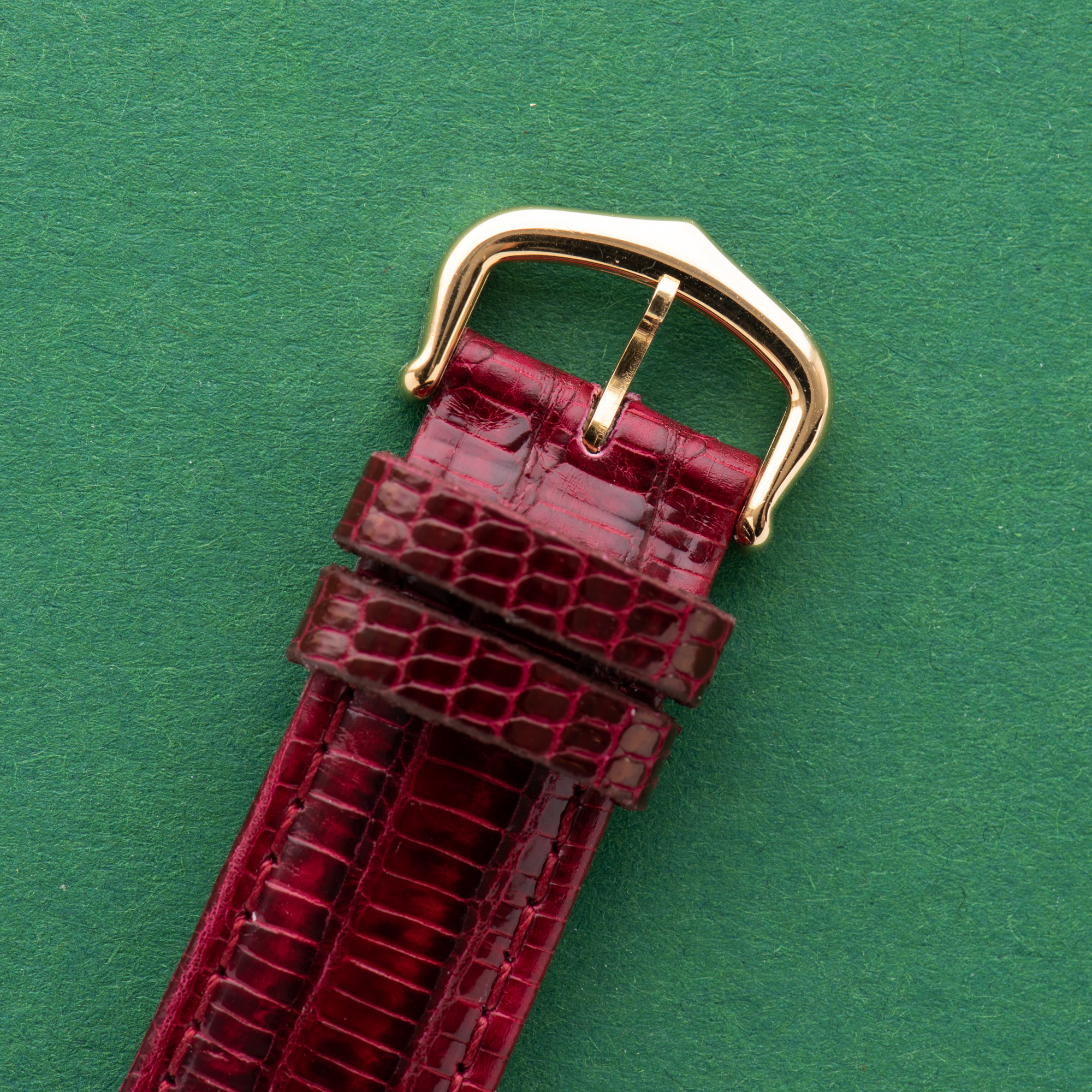 View of Cartier Tank De Must Vermeil Grand Model Bordeau Burgundy RedGM 1988 Ref 681006