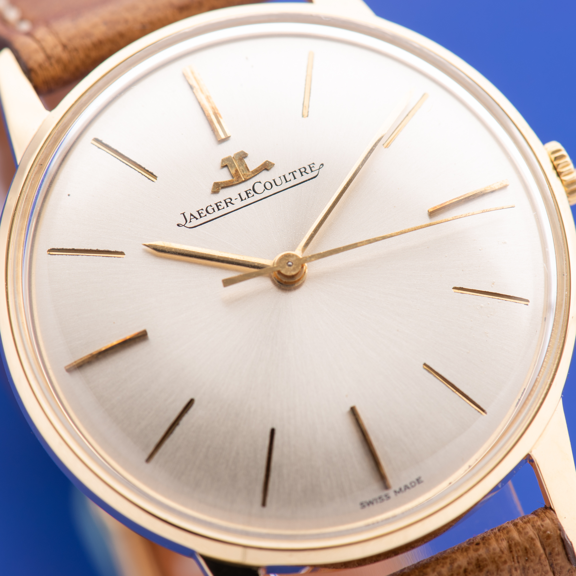 View of Jaeger LeCoultre Dress centre seconds 18k gold 1967 Ref 20002