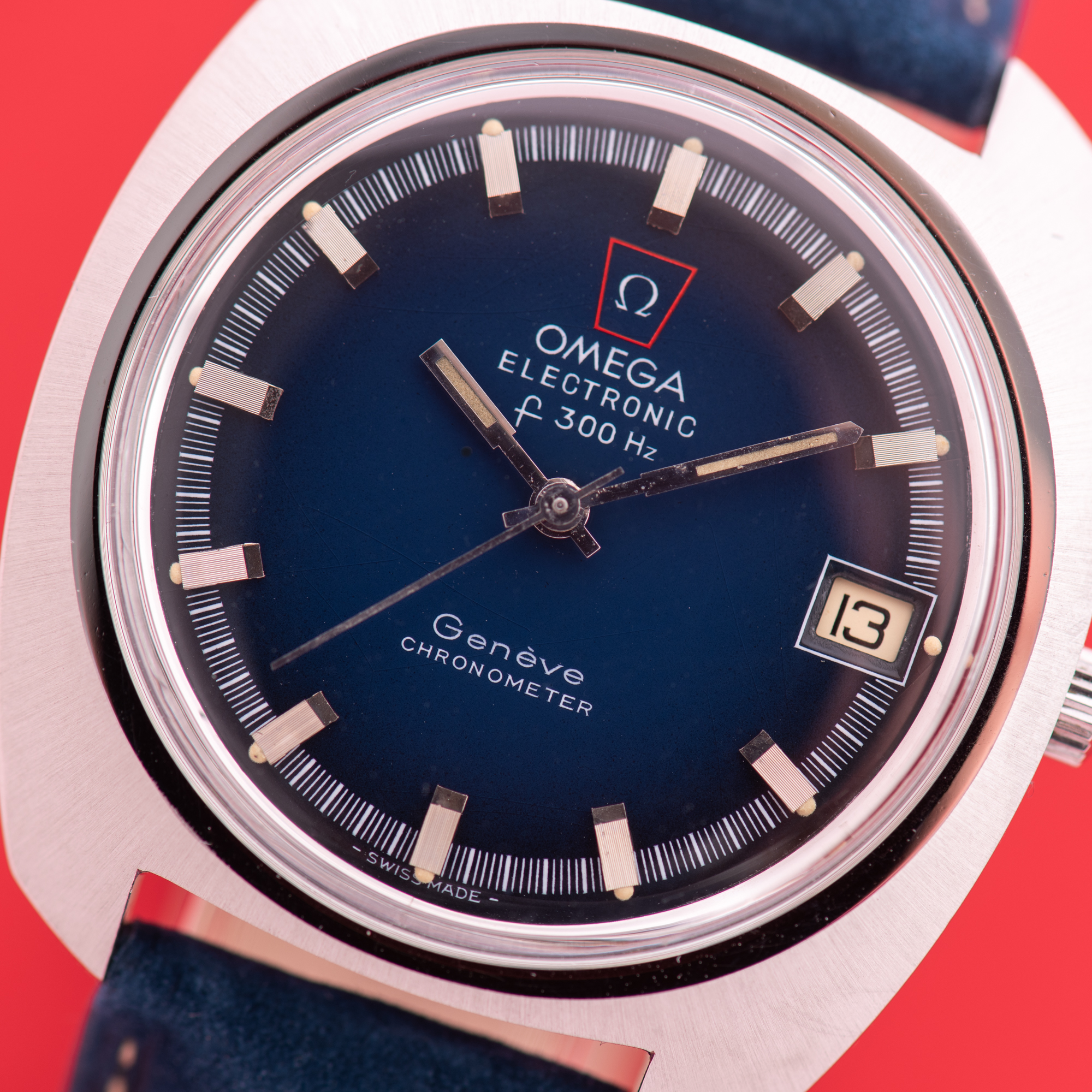 Vue de Omega Electronic F300 Hz Genève Chronometer Blue Vignette Réf 198.030
