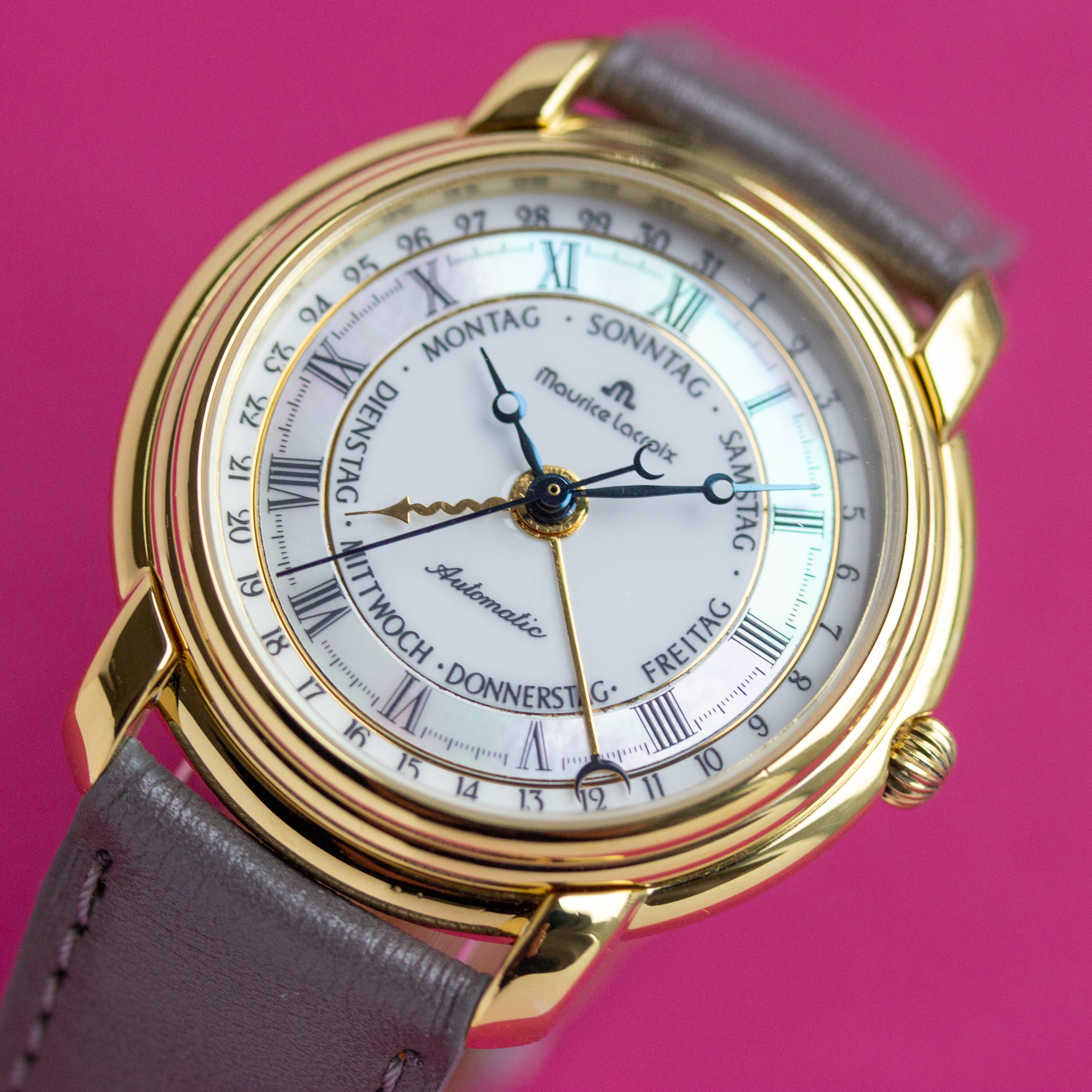 Vue de Maurice Lacroix Masterpiece Day Date Mother of Pearl Réf 27294