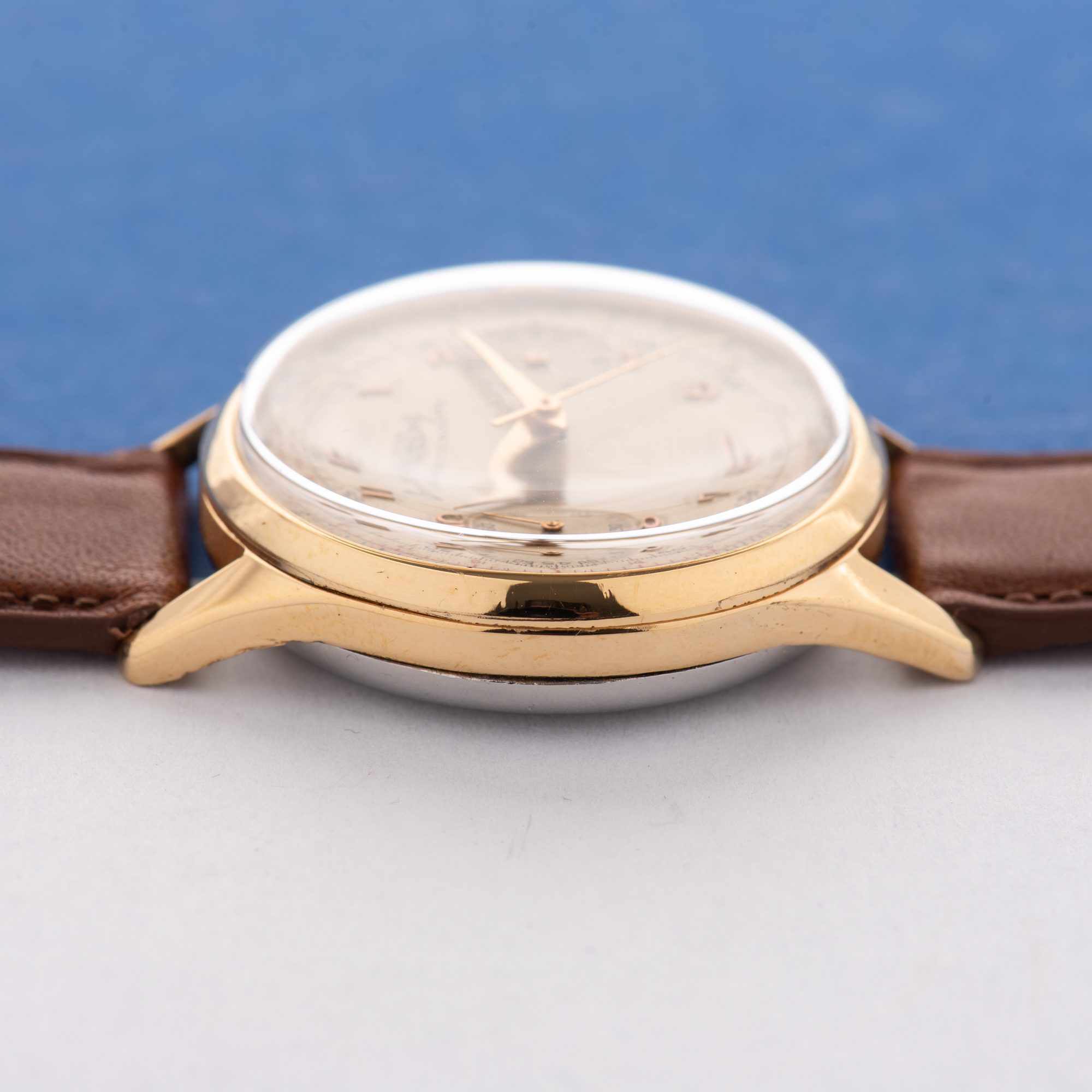 Zicht op Breitling Cadette Chronograaf Venus 188 Ref 1189
