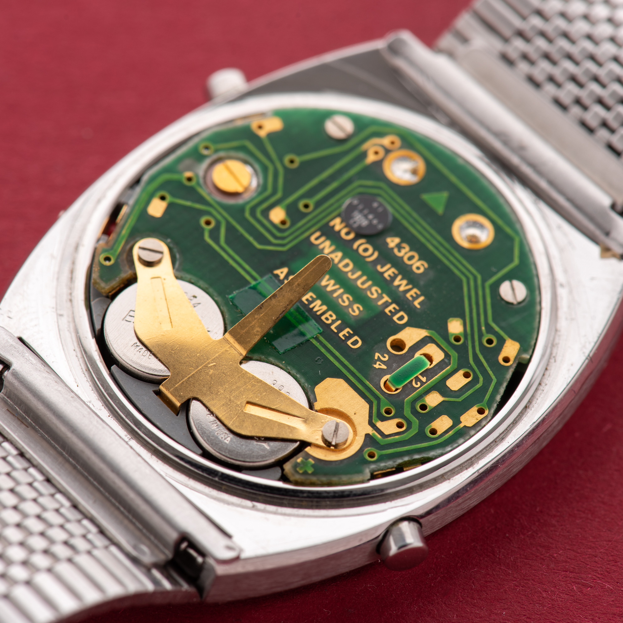 Vue de Omega LCD Quartz RARE from 1978 cal 4306 Réf 396.0850