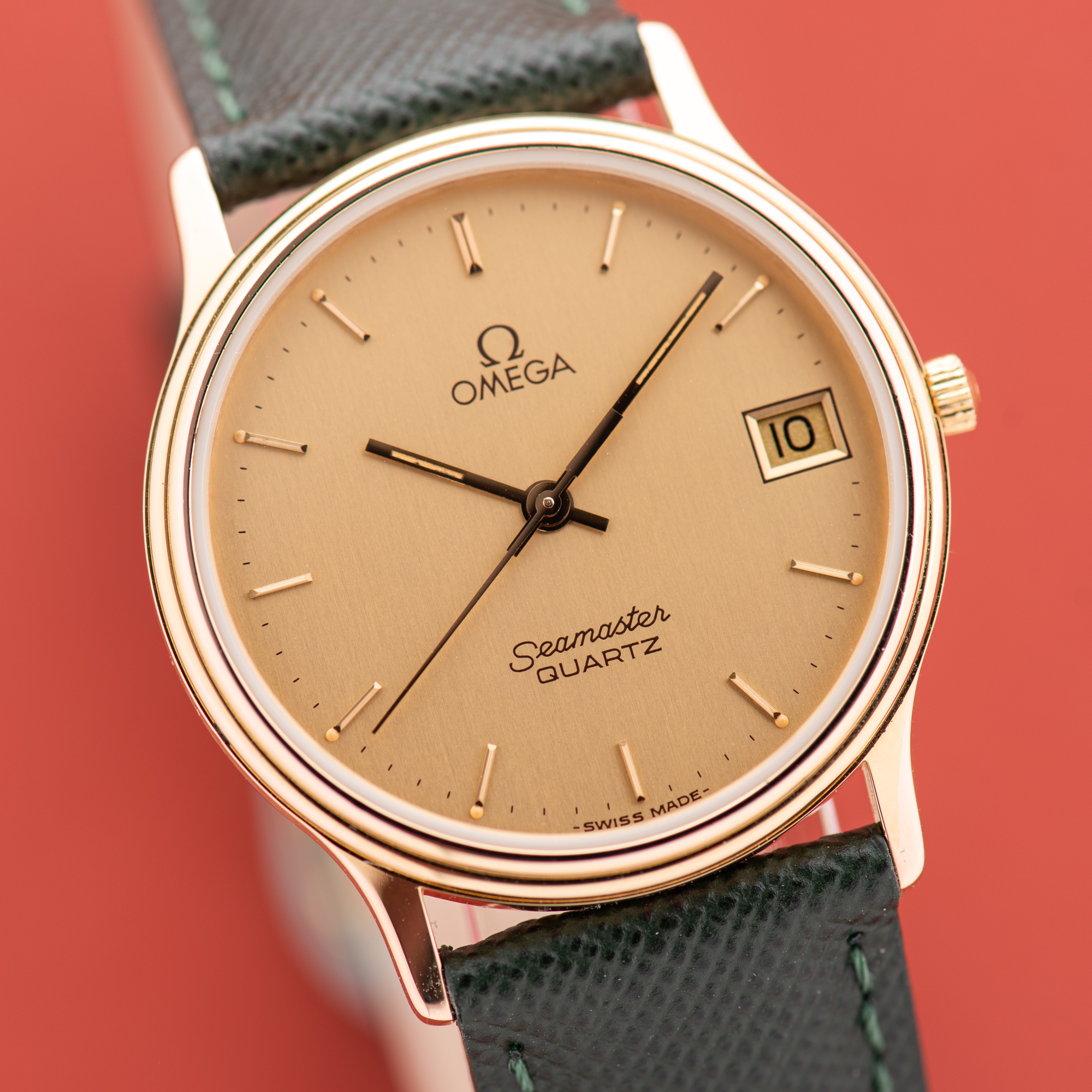 Zicht op Omega Seamaster Quartz Date Réf 196.0263