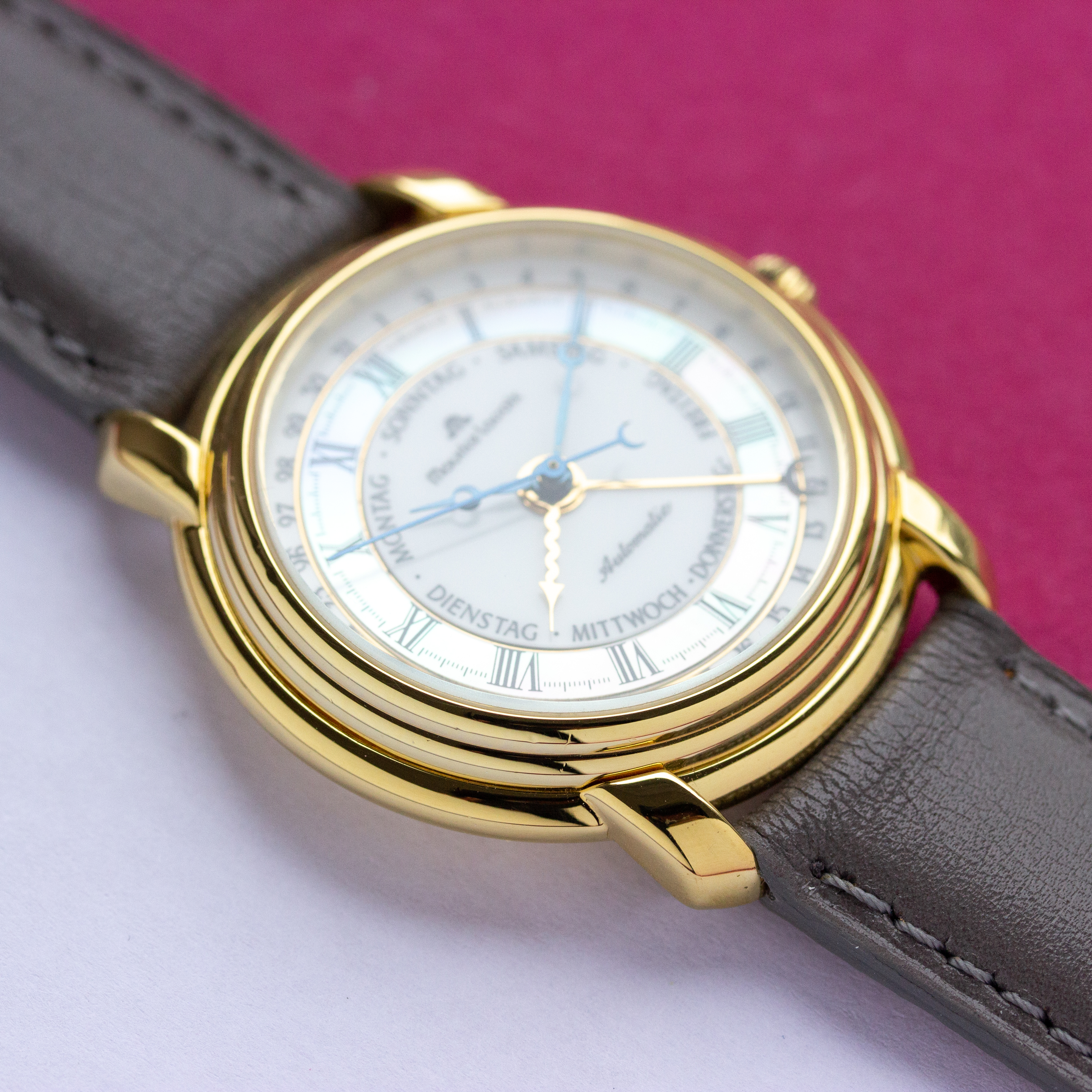 Vue de Maurice Lacroix Masterpiece Day Date Mother of Pearl Réf 27294