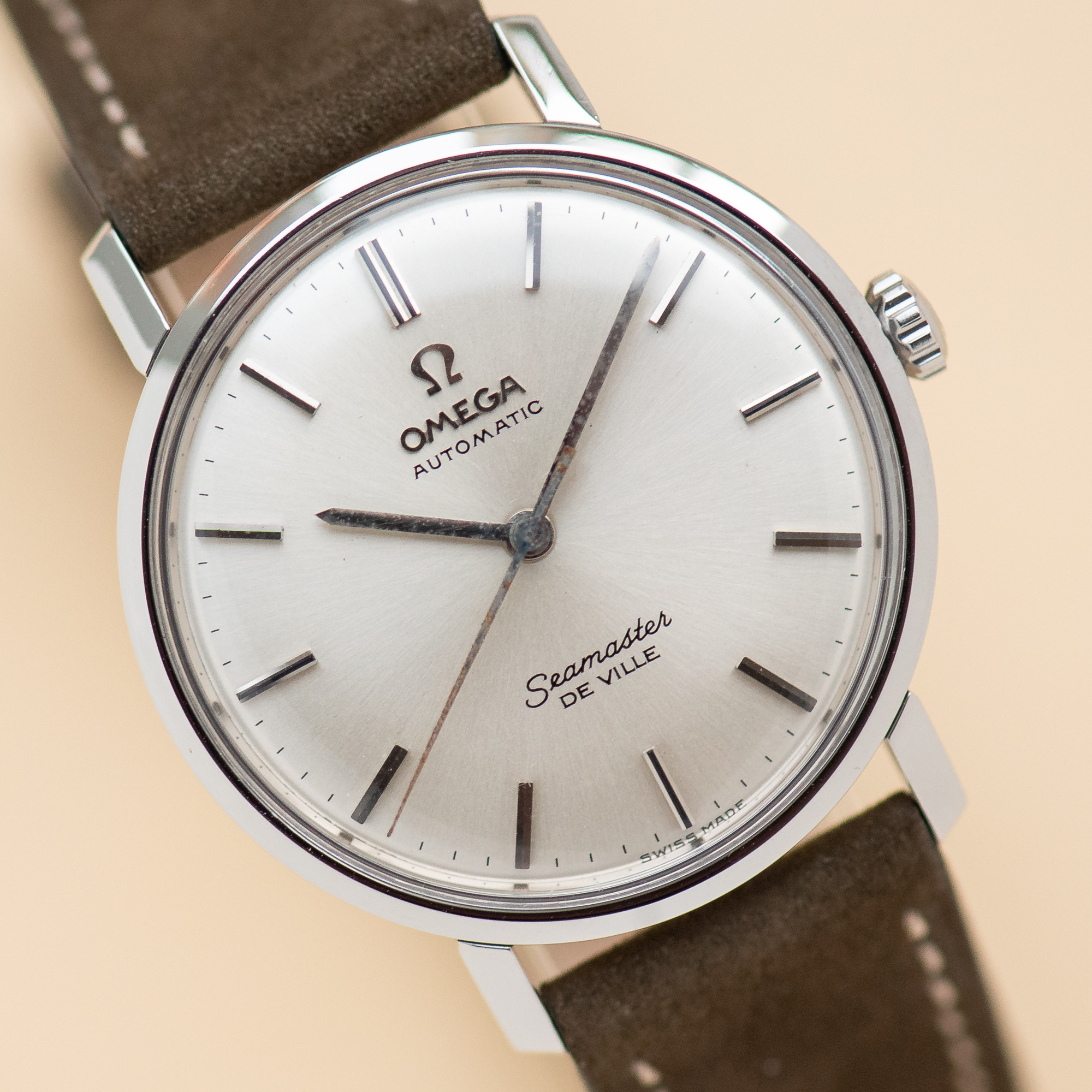 View of Omega Seamaster De Ville Automatic Réf 165.020