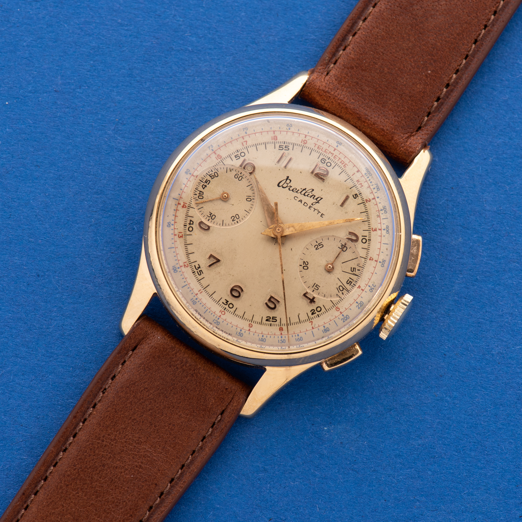 Zicht op Breitling Cadette Chronograaf Venus 188 Ref 1189
