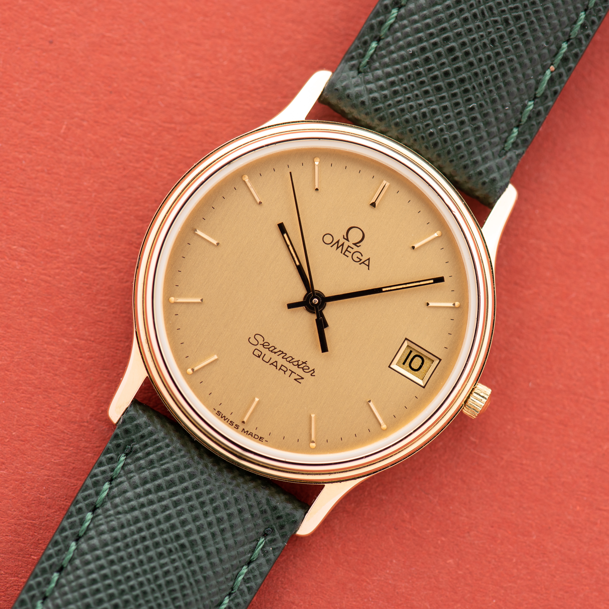 Zicht op Omega Seamaster Quartz Date Réf 196.0263