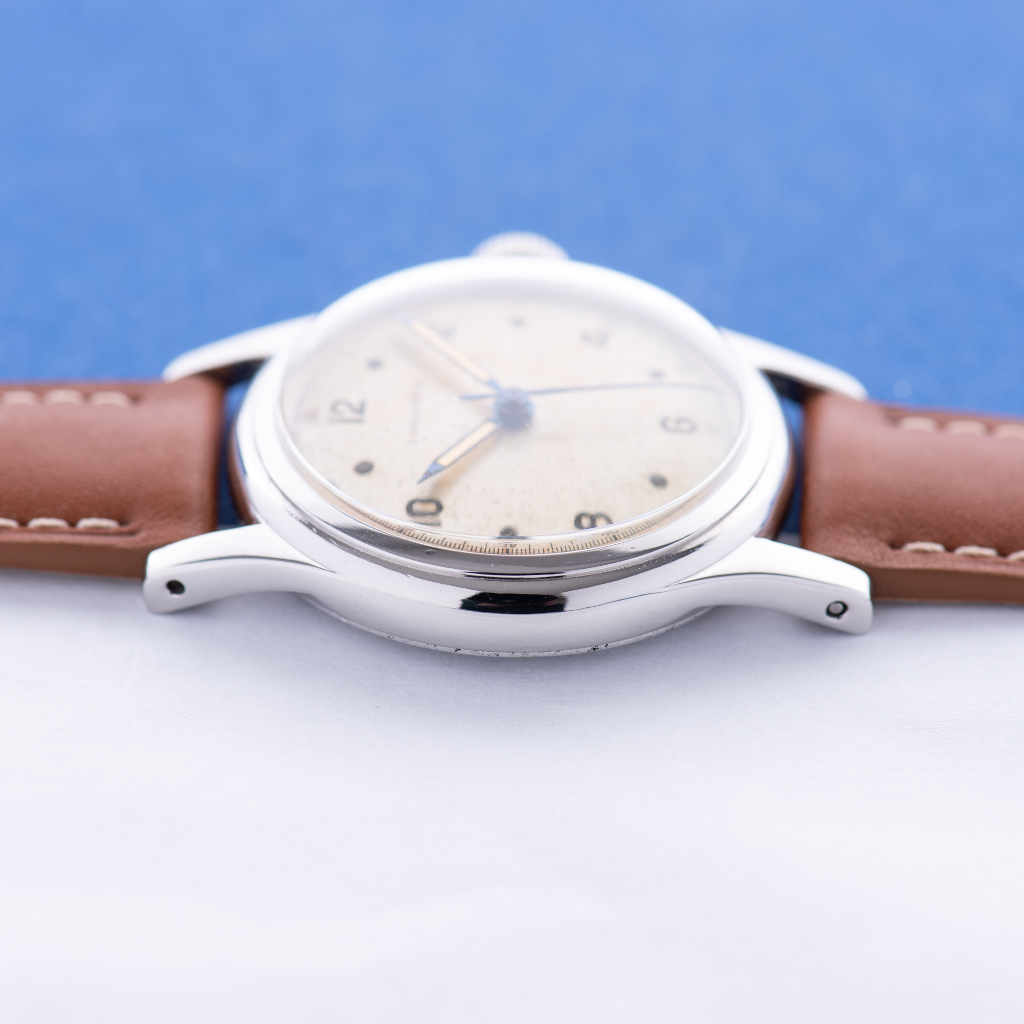 Vue de Longines Dress Watch Centre Seconds 1940s Réf 6099