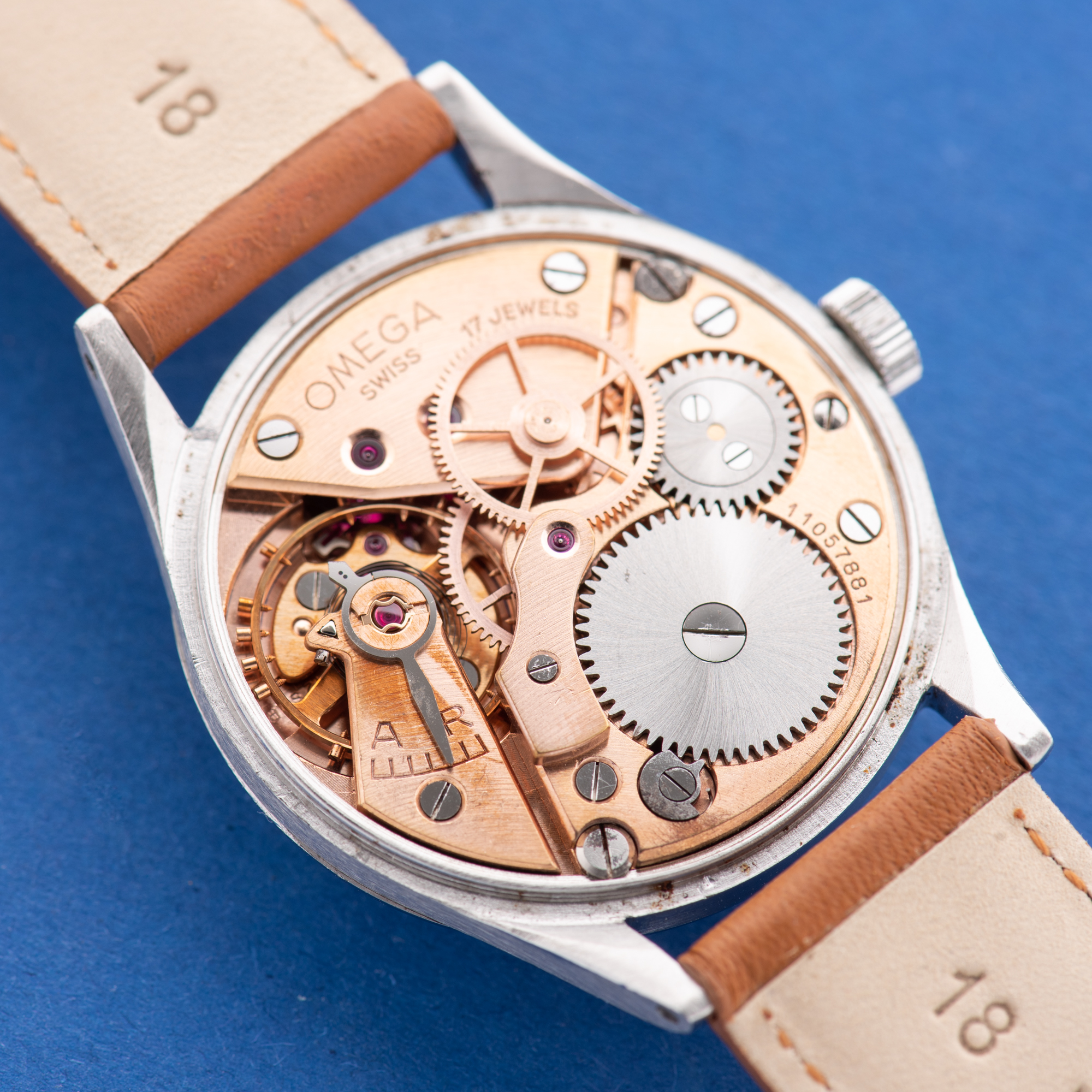 Vue de Omega Dress Watch Centre Seconds cal 30T2PC from 1947 Réf 2391